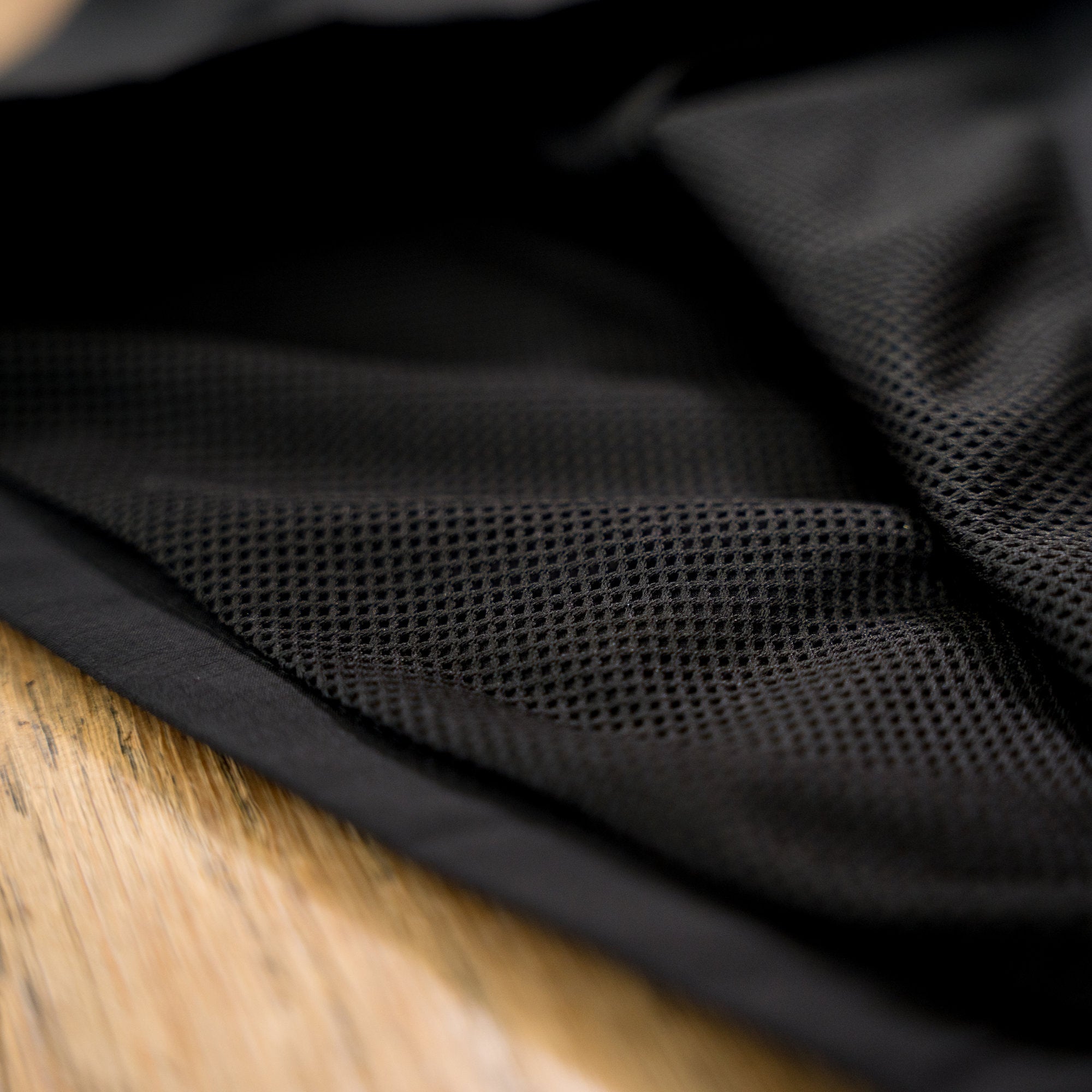 【展示サンプル】NEW ERA × Runtrip Utility Short Pants (Black)