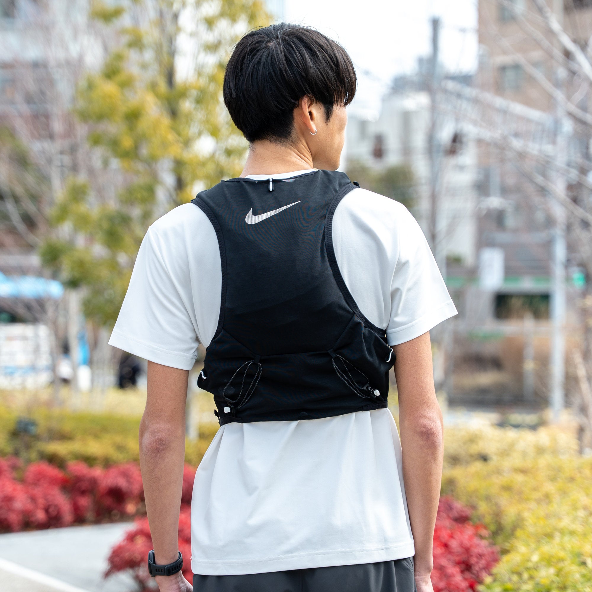 Nike ランニングベスト Lサイズ ブラック NIKE ランベスト 5L ブラック/セイル/セイル | Runtrip Store