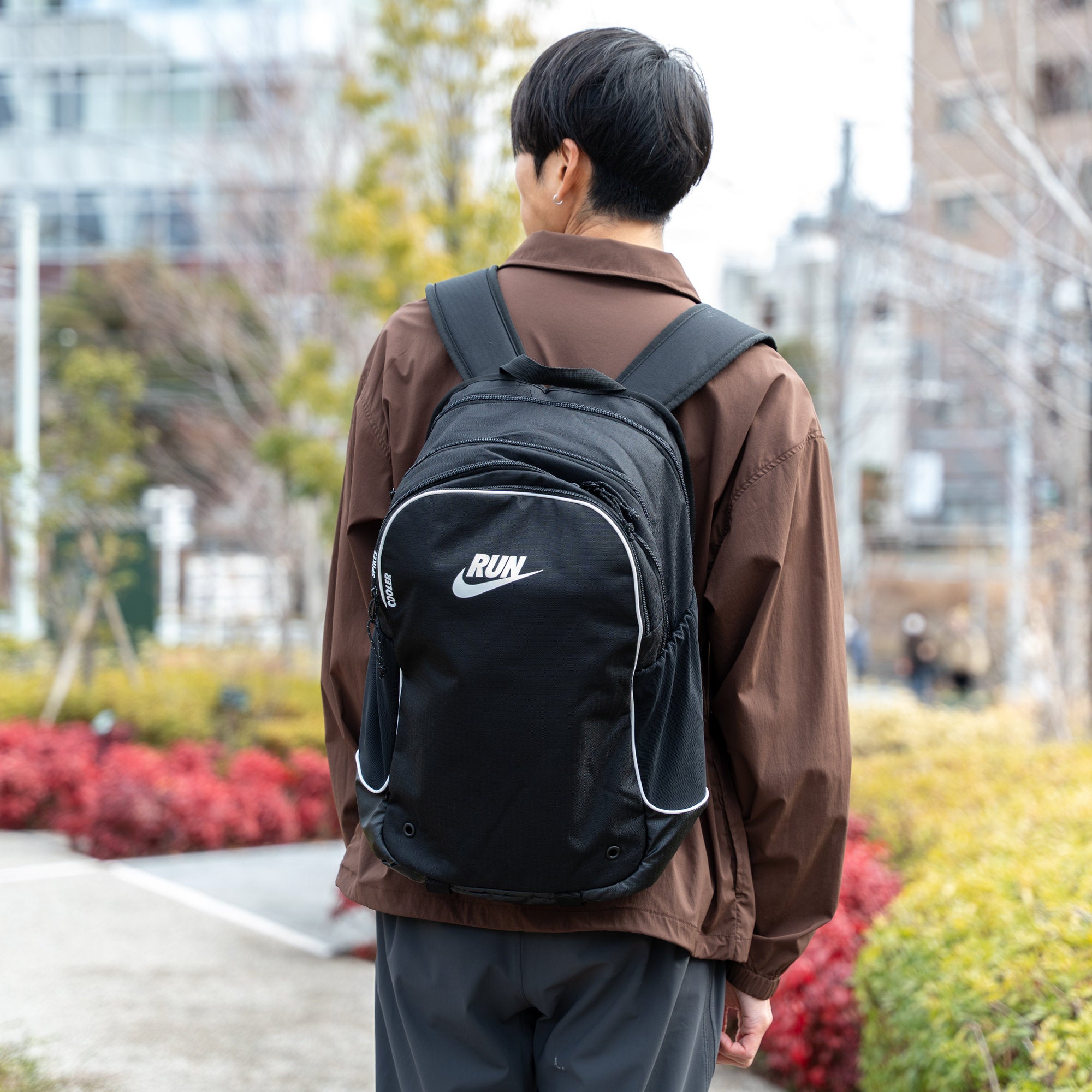 NIKE トラック バックパック ブラック/ブラック/サミット ホワイト