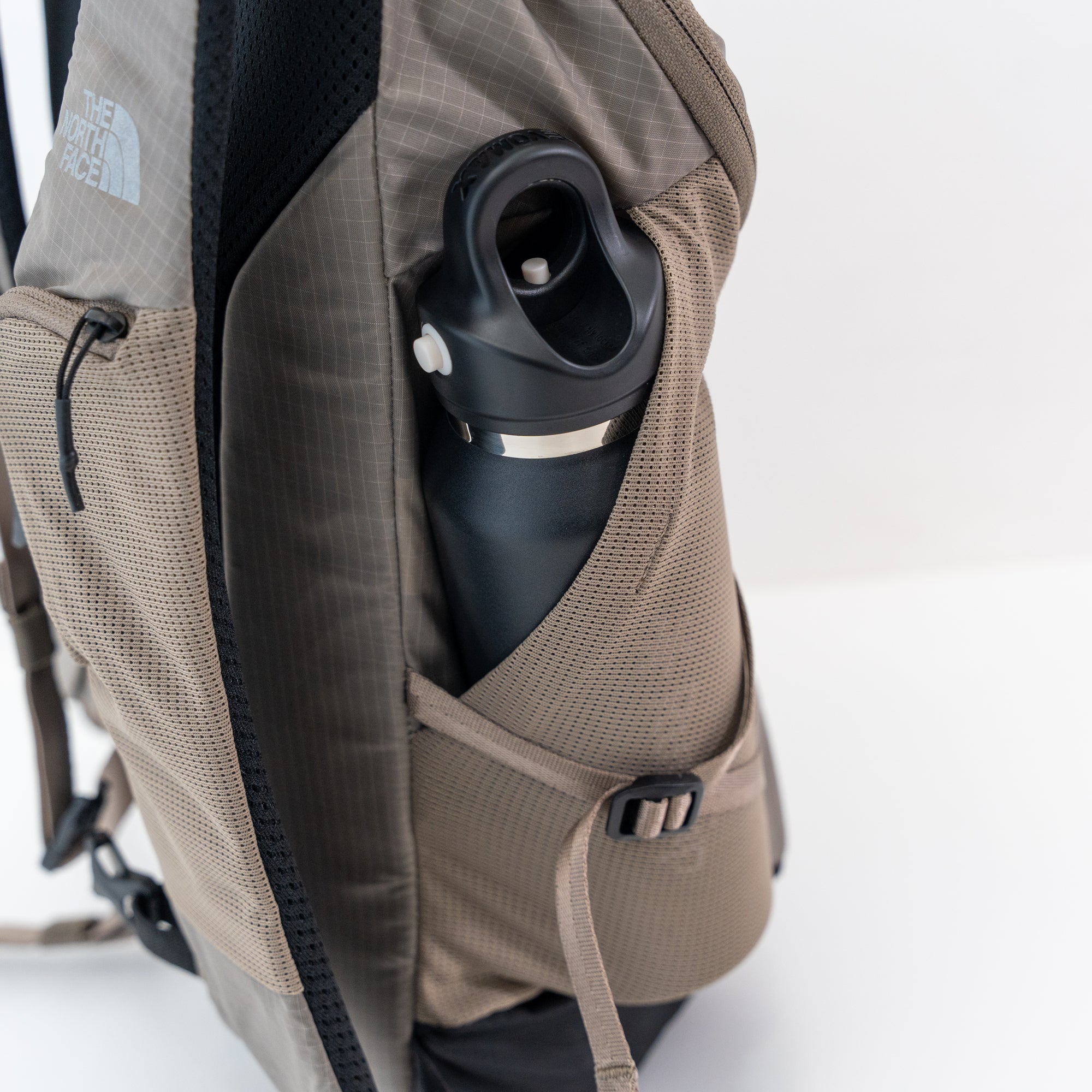 THE NORTH FACE ワンマイル16