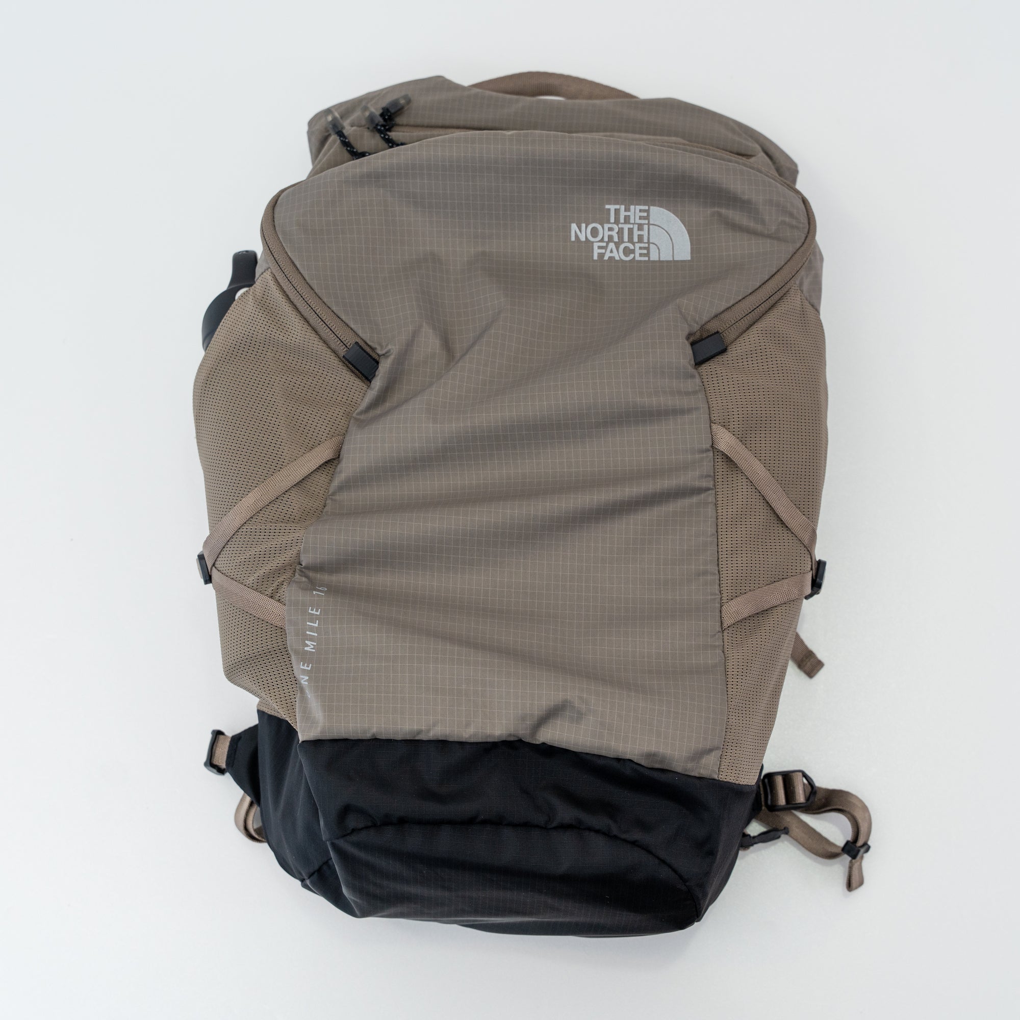 THE NORTH FACE ワンマイル16