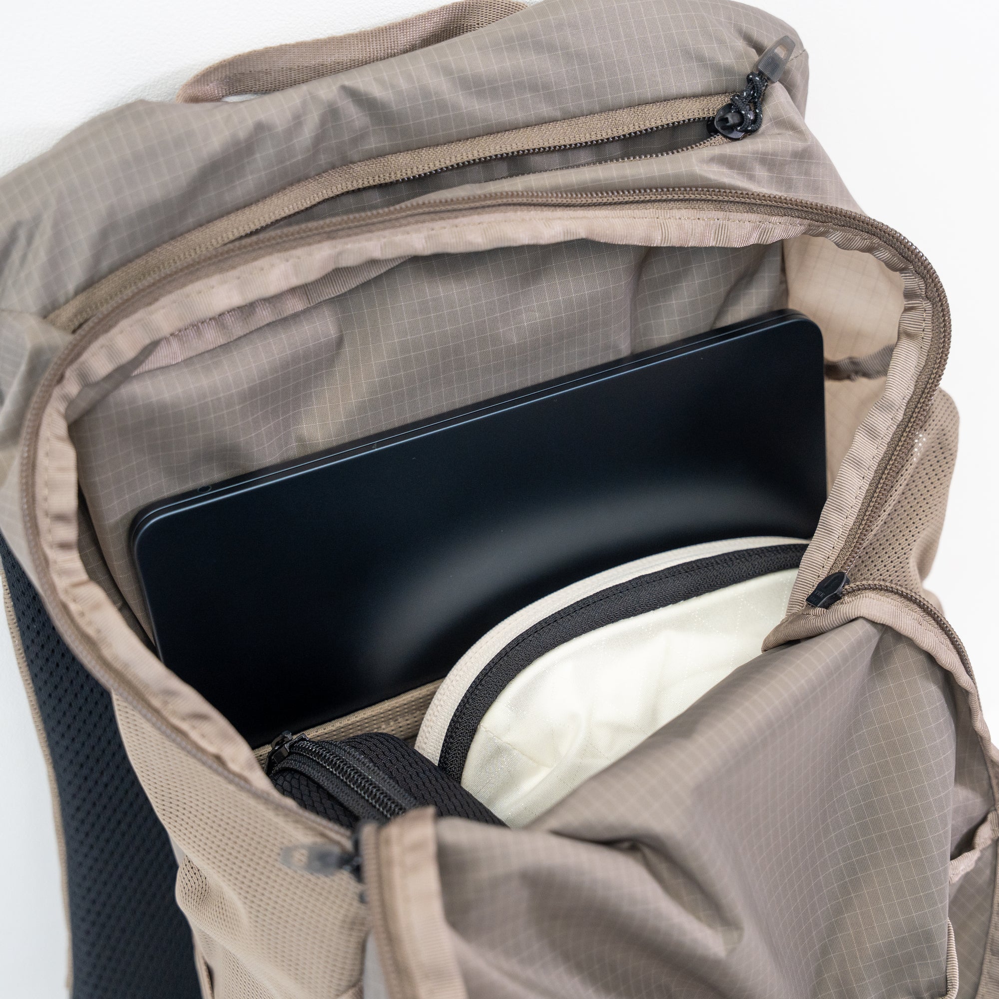 THE NORTH FACE ワンマイル16