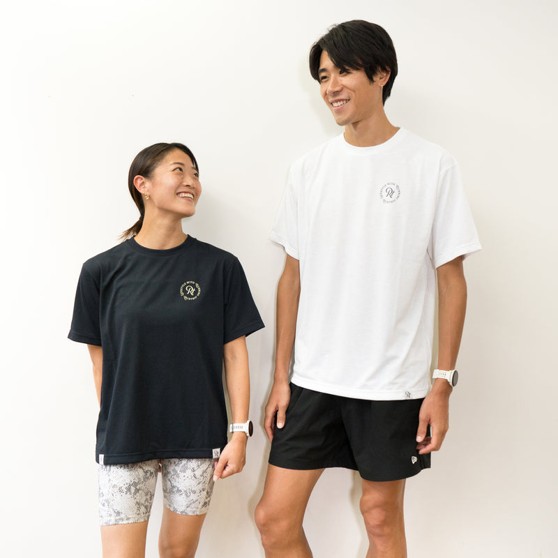 Runtrip × PROGRESS RUNNING CLUB "PRC BADGE LOGO" Rt Logo Tee