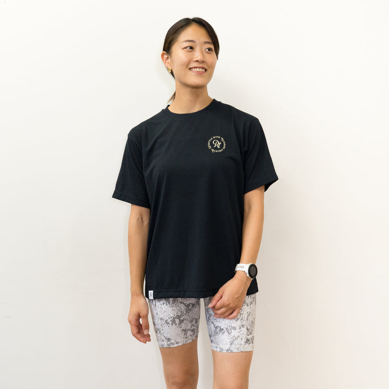 Runtrip × PROGRESS RUNNING CLUB "PRC BADGE LOGO" Rt Logo Tee