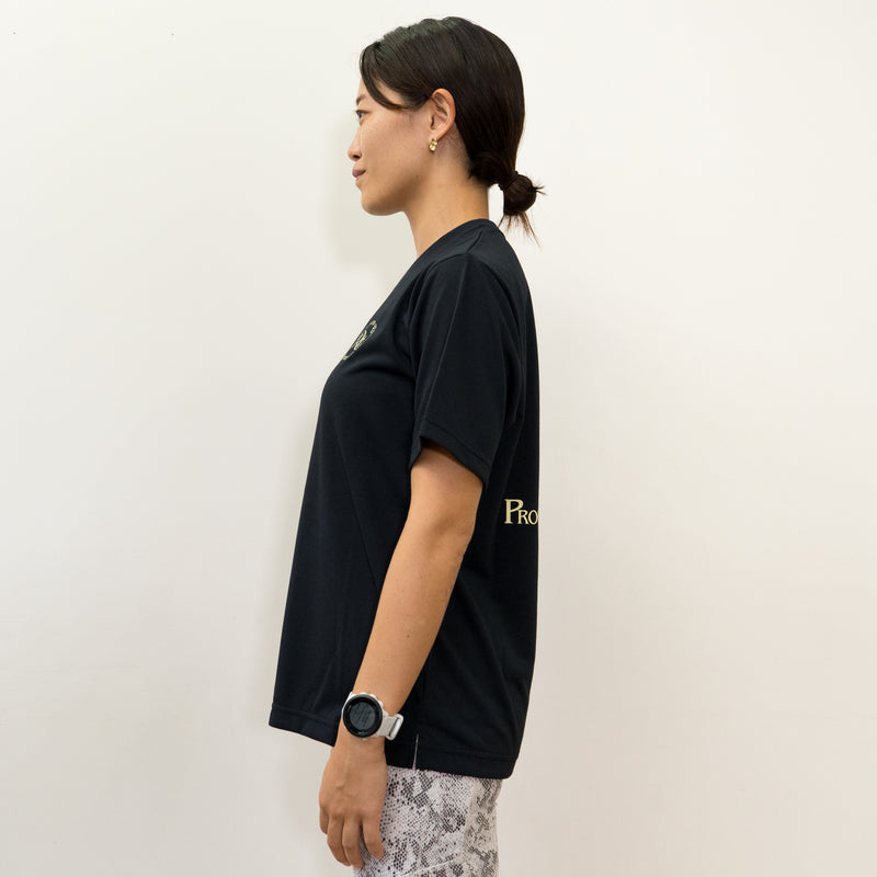 Runtrip × PROGRESS RUNNING CLUB "PRC BADGE LOGO" Rt Logo Tee