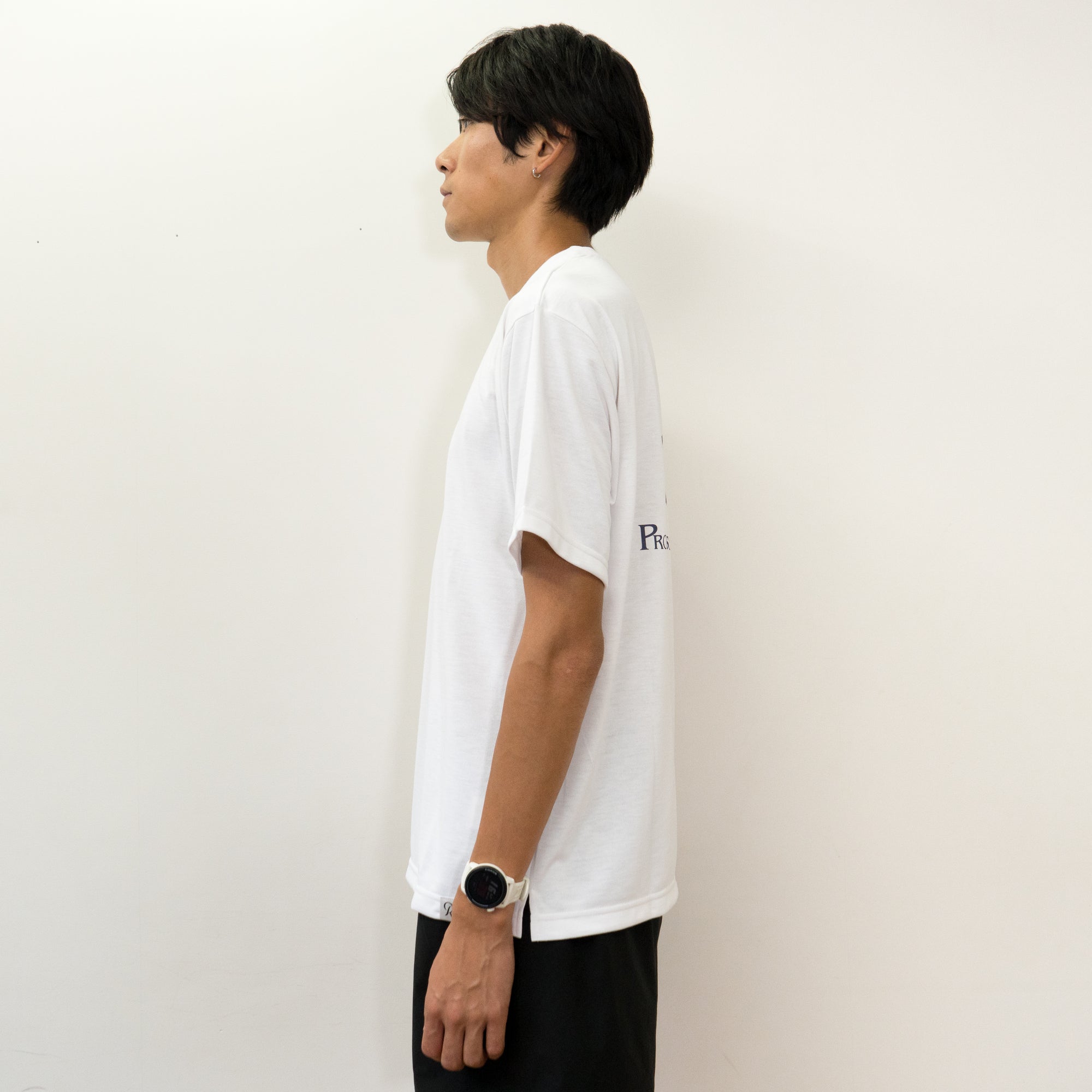 Runtrip × PROGRESS RUNNING CLUB "PRC BADGE LOGO" Rt Logo Tee