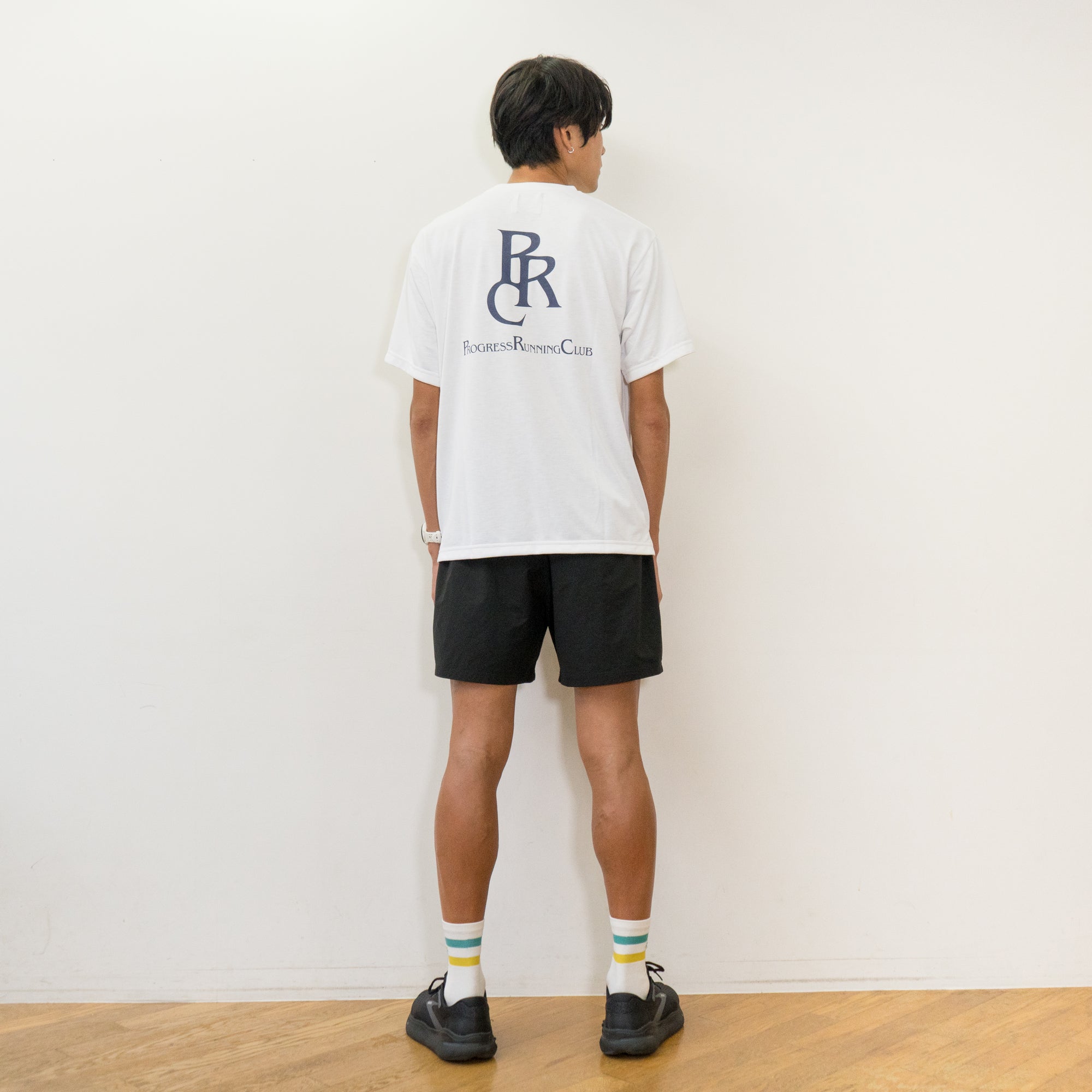 Runtrip × PROGRESS RUNNING CLUB "PRC BADGE LOGO" Rt Logo Tee