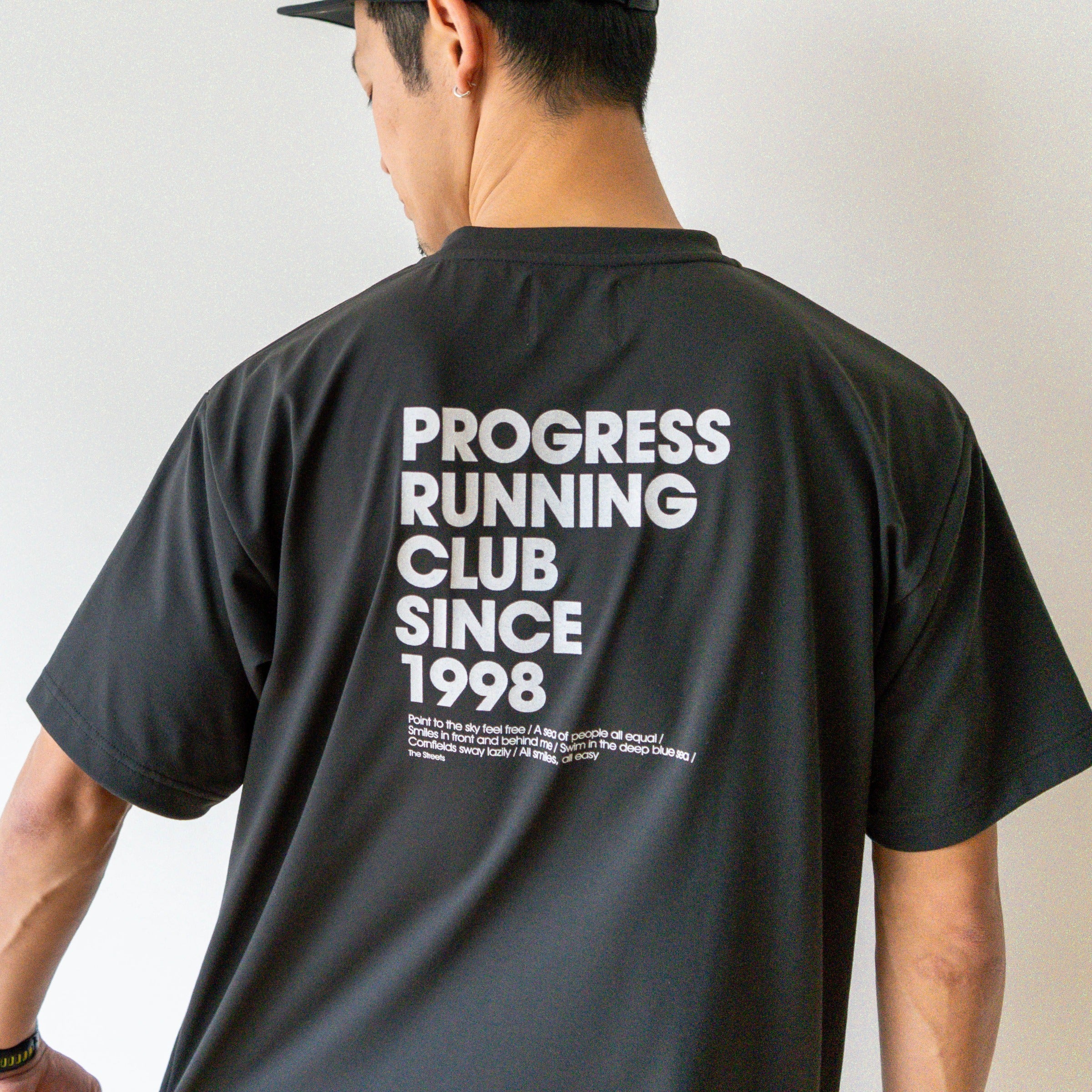 PROGRESS RUNNING CLUB "1998" Short-Sleeve Tee