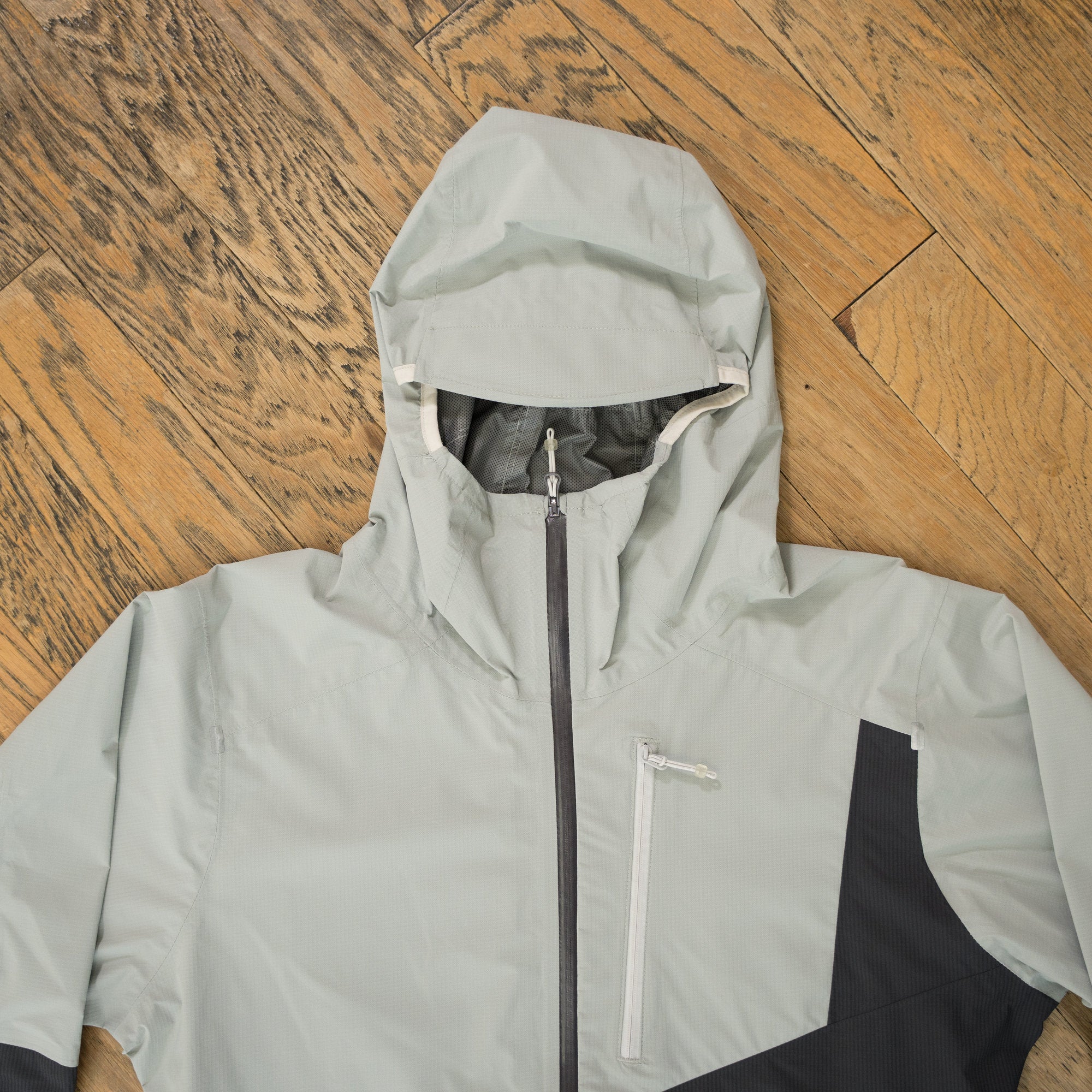 Rab Downpour Trail Light Jacket (Women's) – Runtrip Store