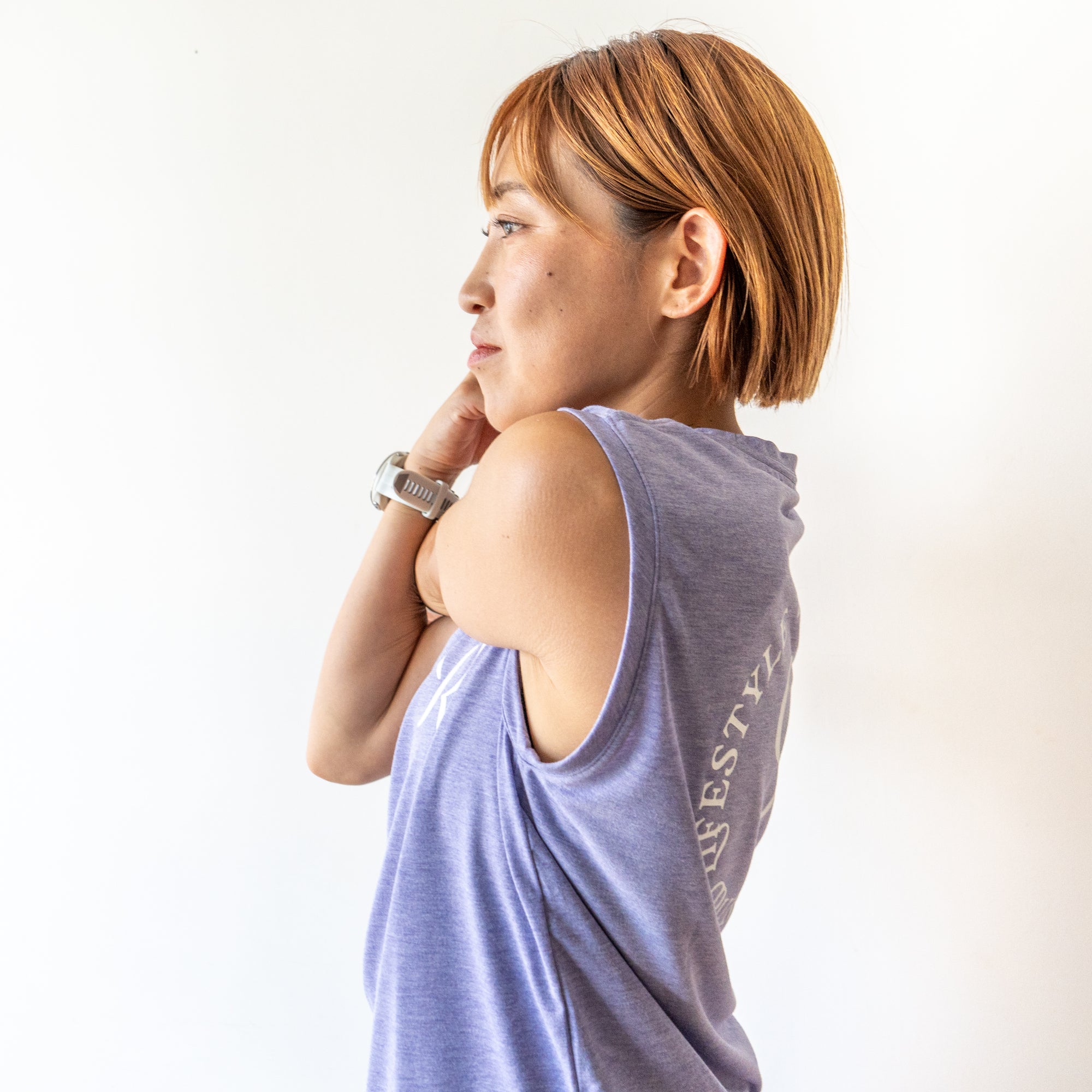 Rt Logo "LIFESTYLE WITH RUNNING" Sleeve-less Tee