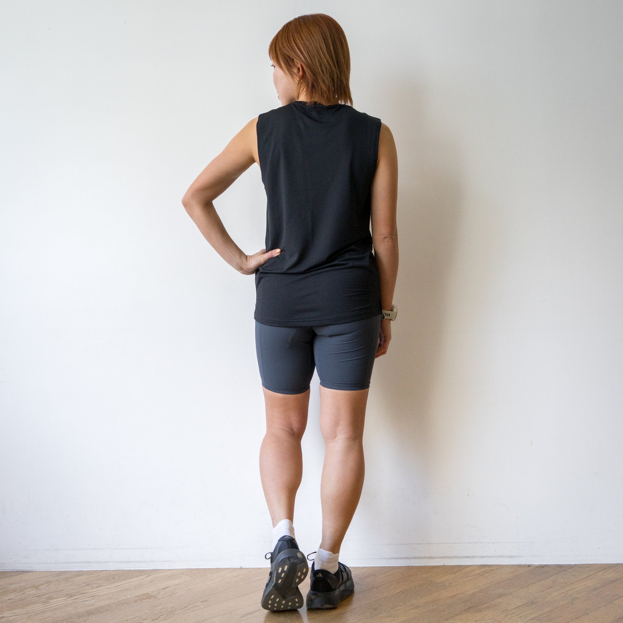 Rt Track Logo Sleeve-less Tee