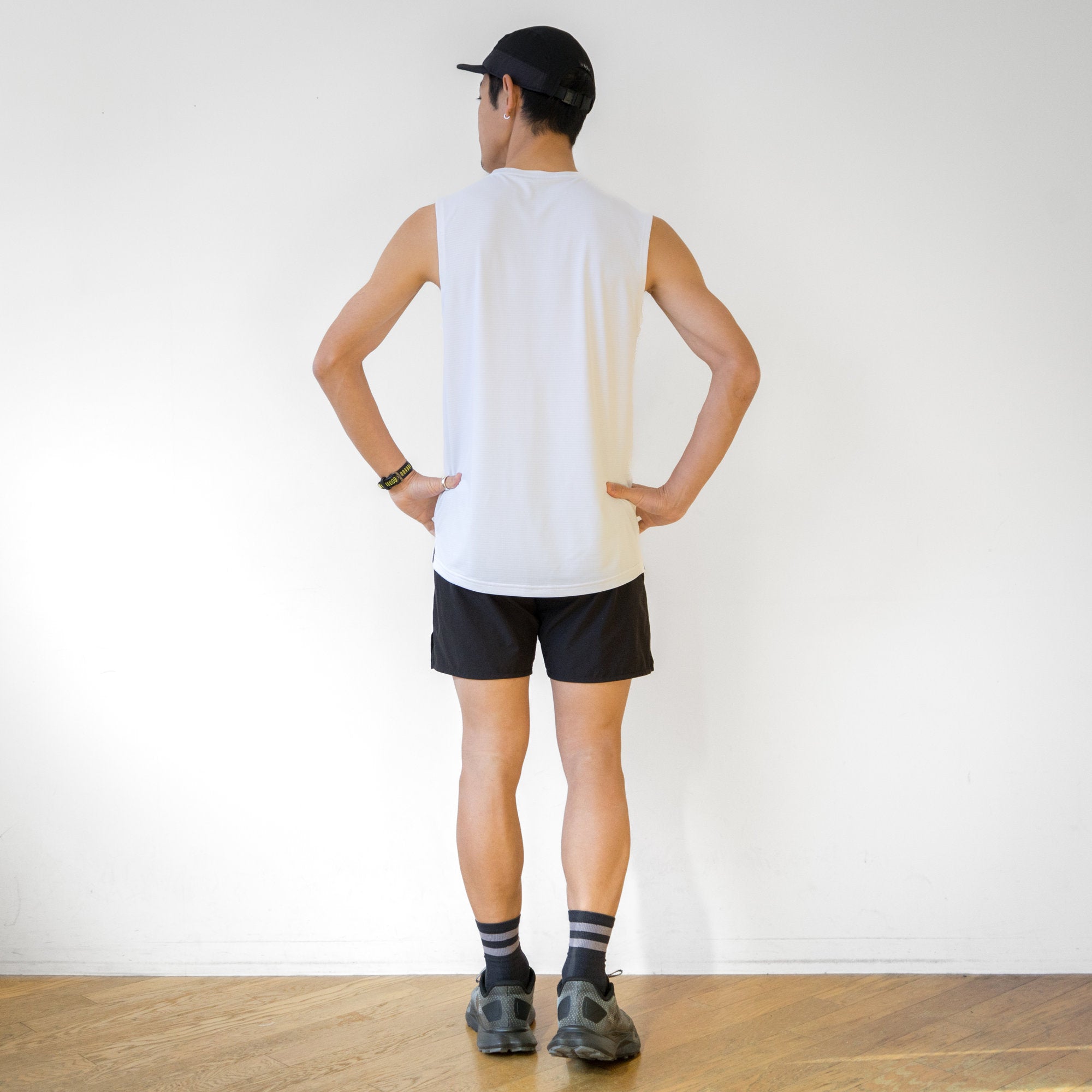 Rt Track Logo Sleeve-less Tee