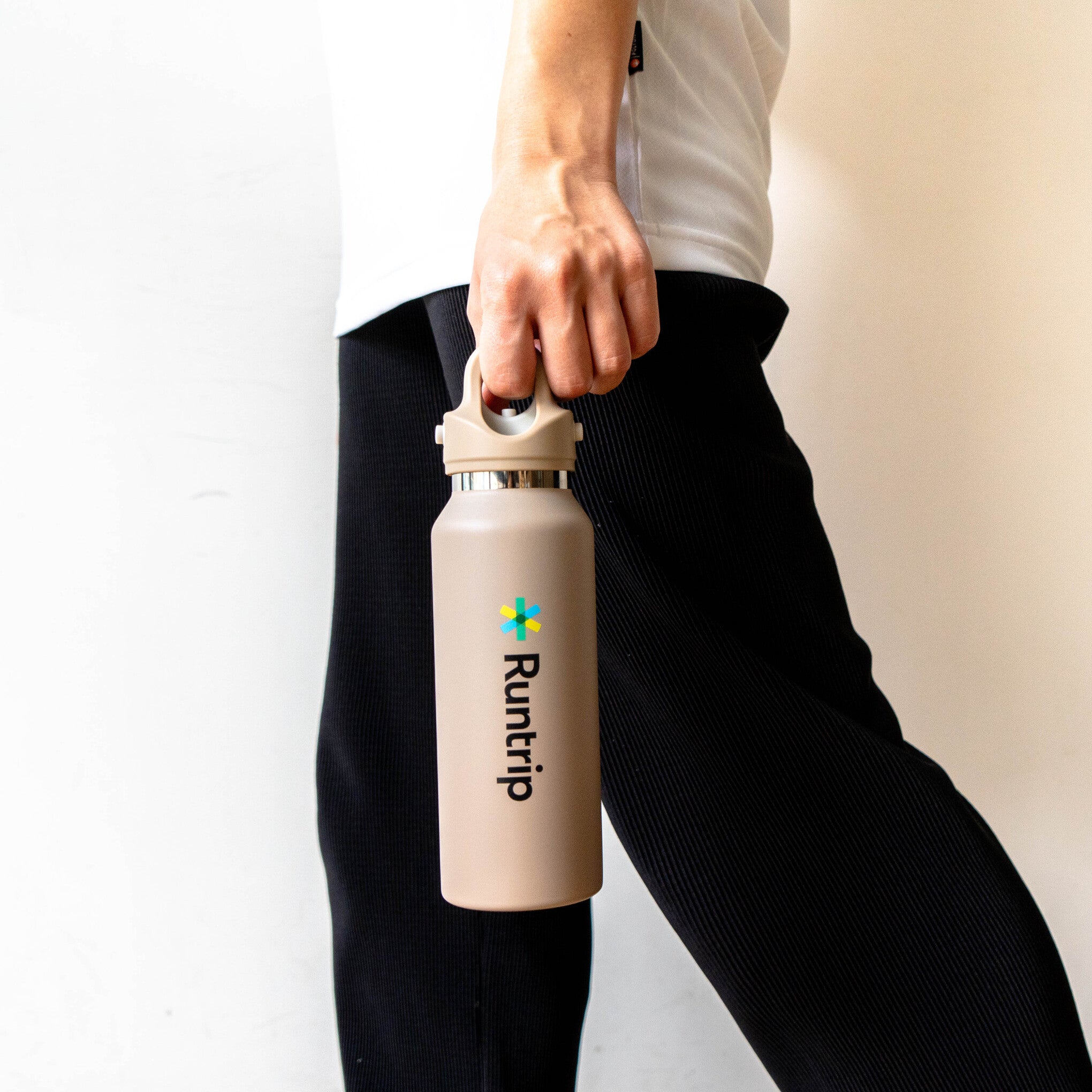 Runtrip × REVOMAX BOTTLE 12oz ｜ 真空断熱ボトル