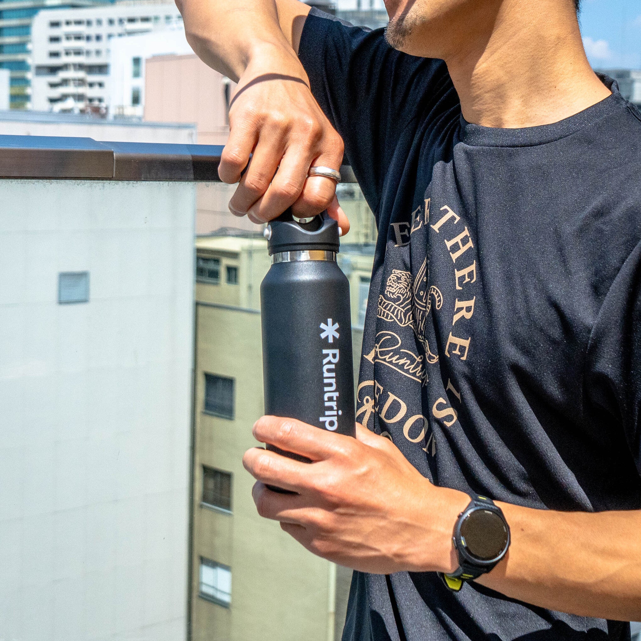 Runtrip × REVOMAX BOTTLE 12oz ｜ 真空断熱ボトル