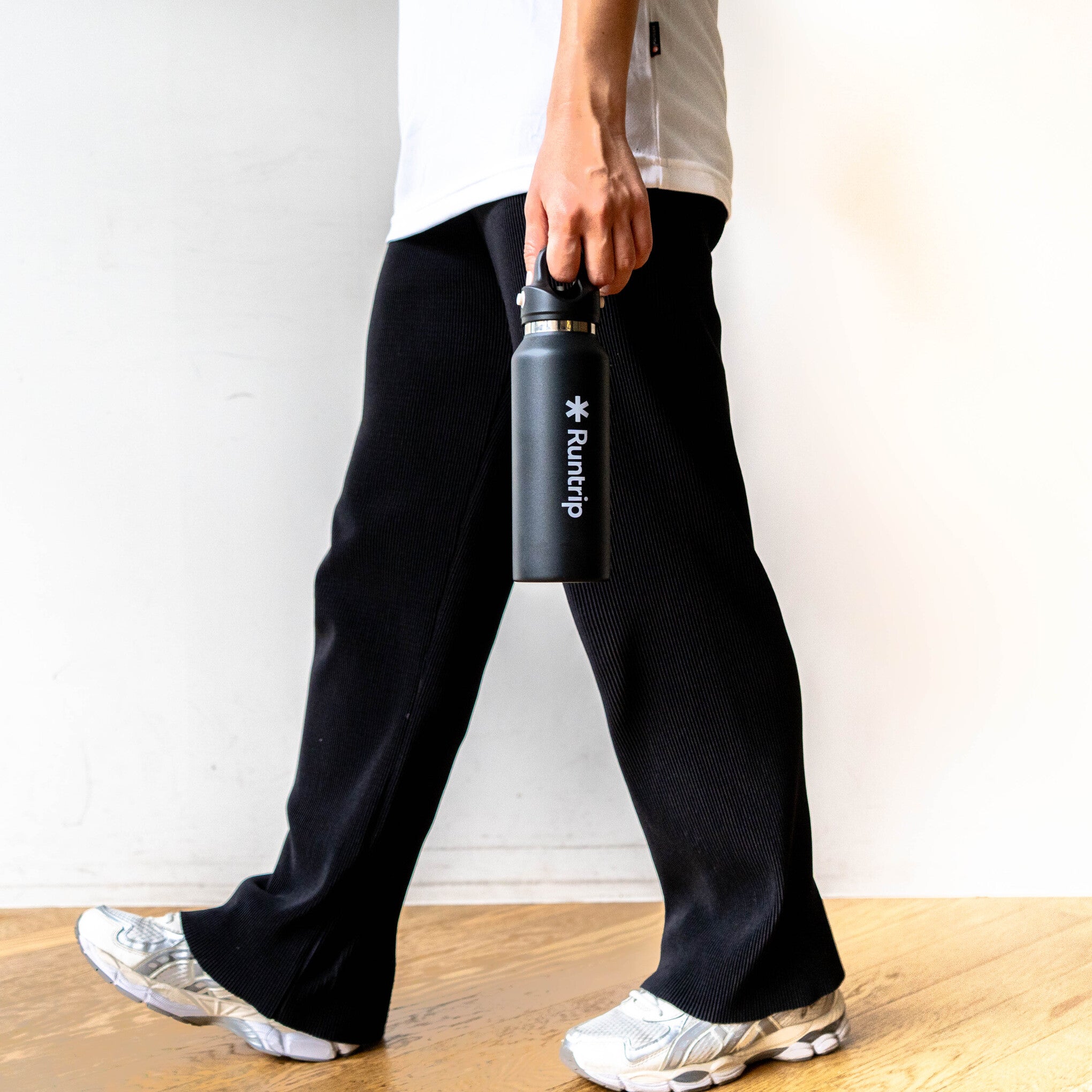 Runtrip × REVOMAX BOTTLE 12oz ｜ 真空断熱ボトル