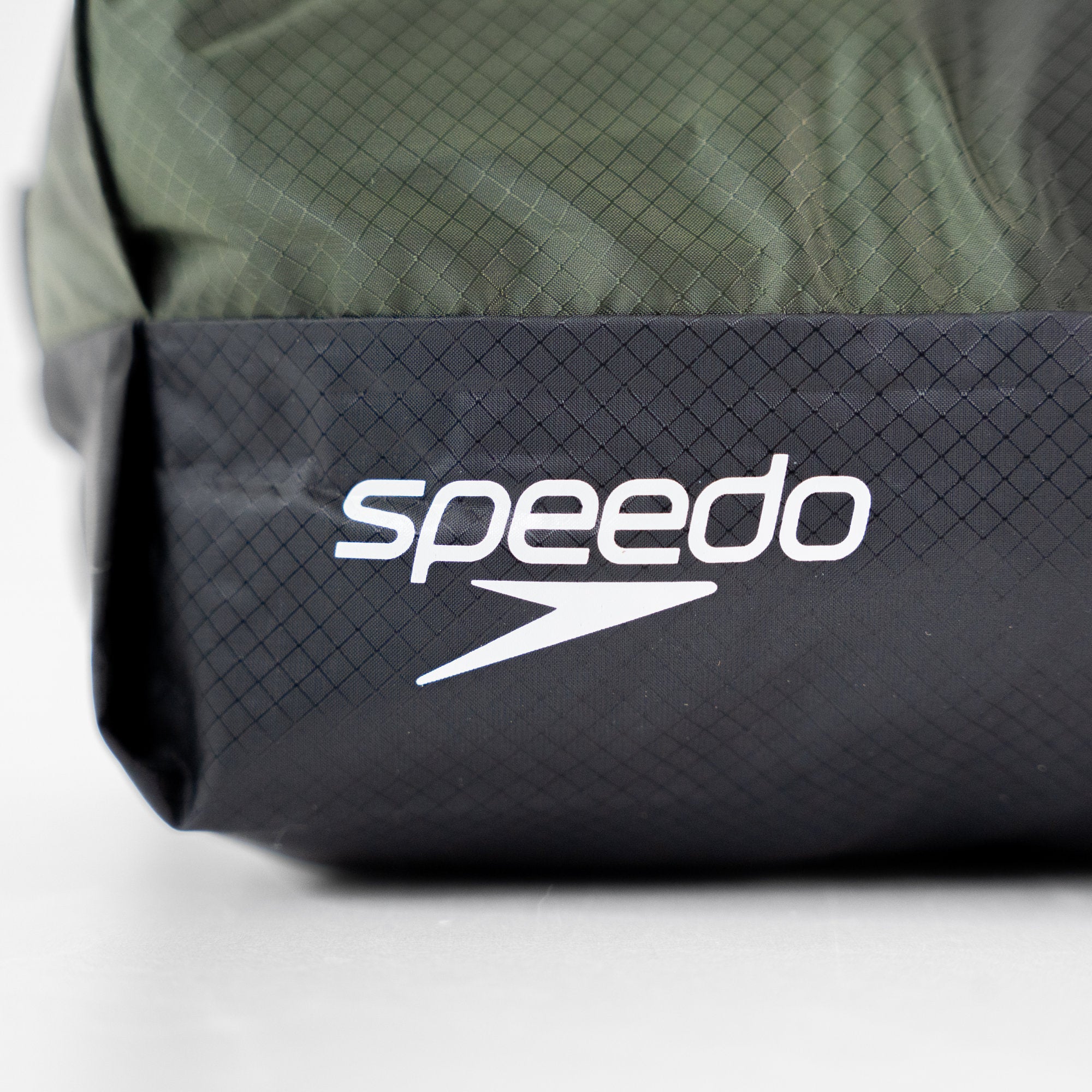 Runtrip × Speedo ウォータープルーフポーチ M