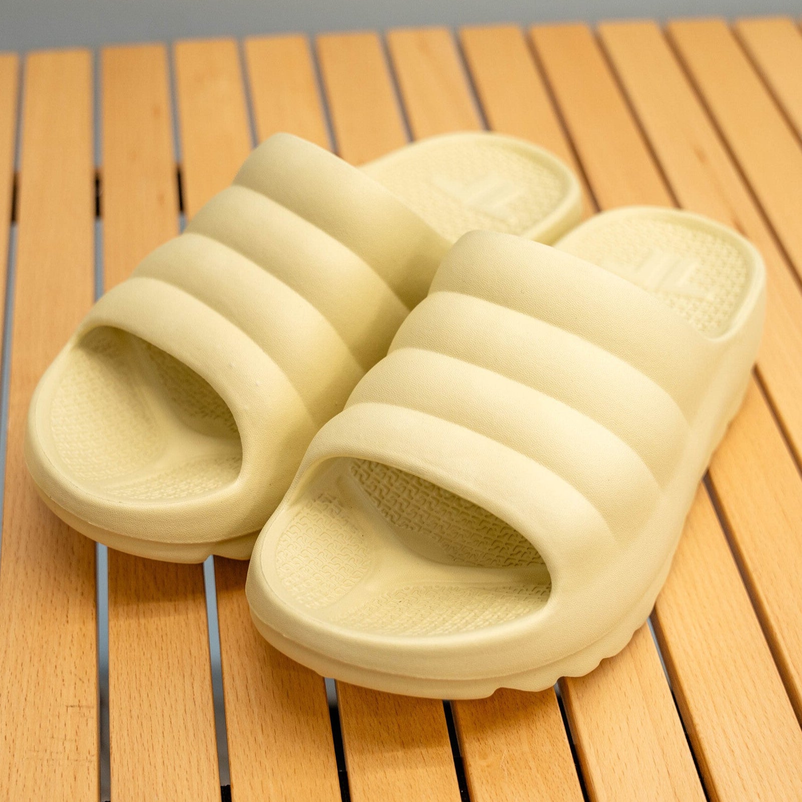 TELICリカバリーサンダル W-CLOUD (La France)