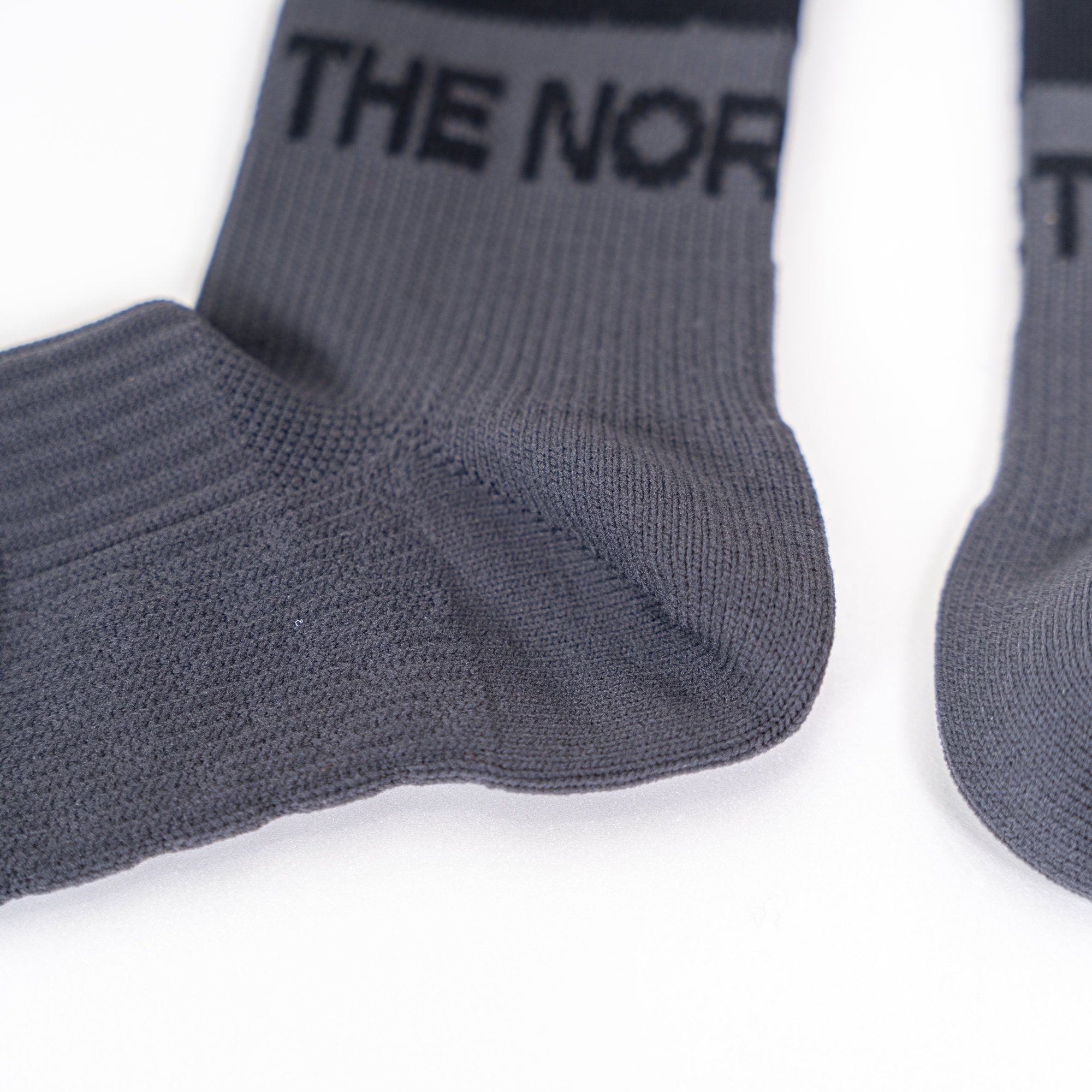 THE NORTH FACE ランナーズライトクルー（Unisex）