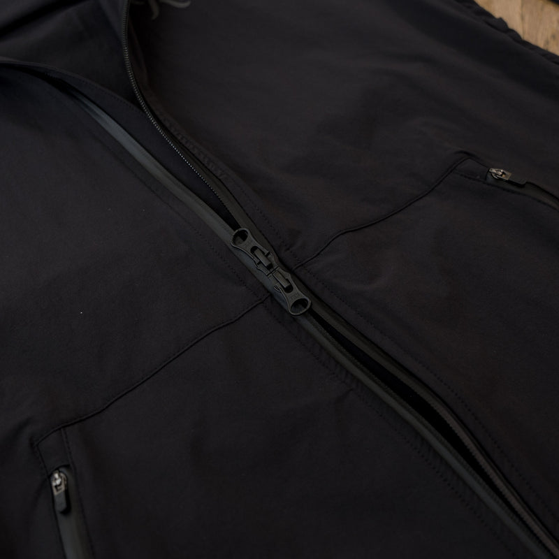 THE RUNNING JACKET by Runtrip Full Zip (Black)