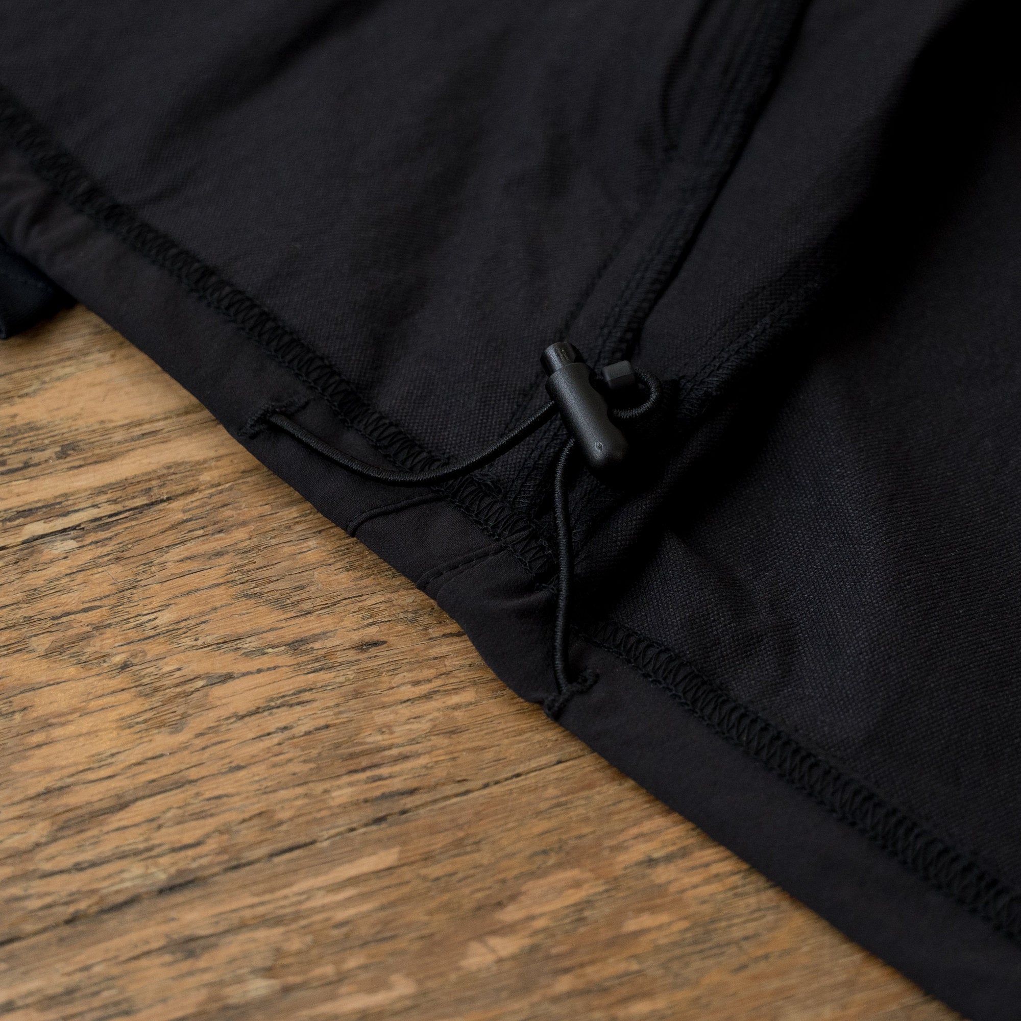 THE RUNNING JACKET by Runtrip Full Zip (Black)