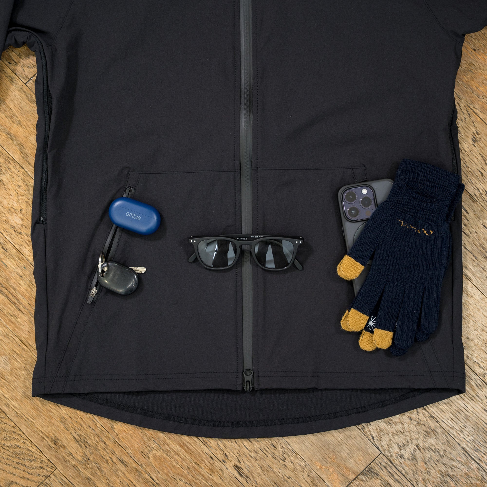 THE RUNNING JACKET by Runtrip Full Zip (Black)