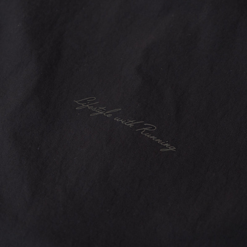 THE RUNNING JACKET by Runtrip Full Zip (Black)