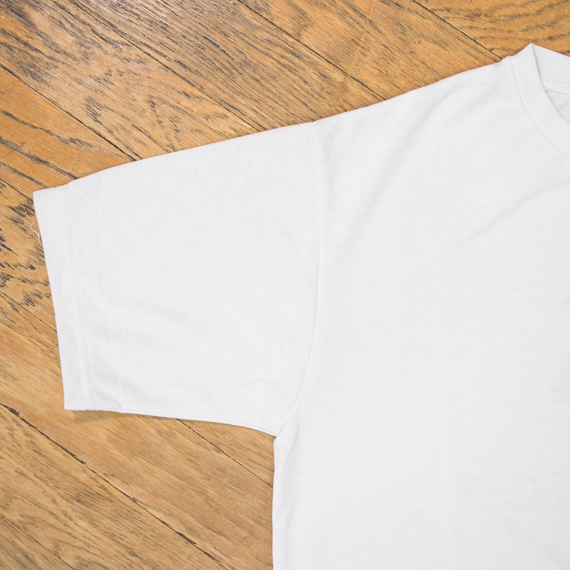 Runtrip × PROGRESS RUNNING CLUB "PRC BADGE LOGO" Rt Logo Tee