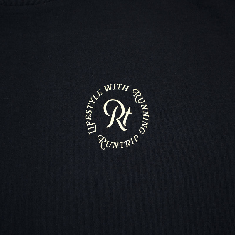 Runtrip × PROGRESS RUNNING CLUB "PRC BADGE LOGO" Rt Logo Tee
