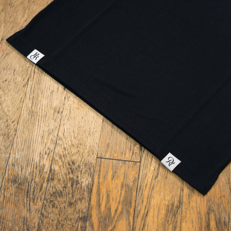 Runtrip × PROGRESS RUNNING CLUB "PRC BADGE LOGO" Rt Logo Tee