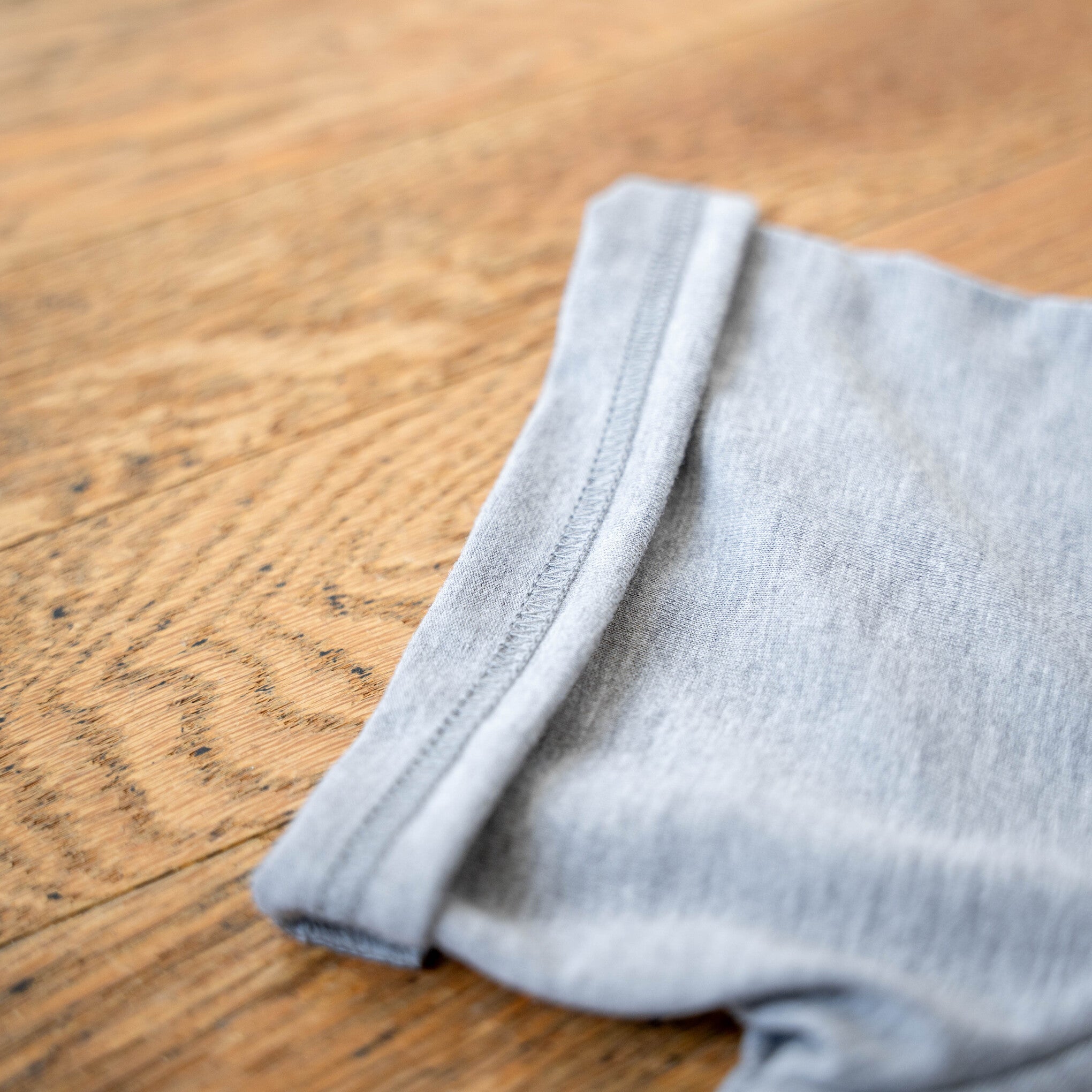 ランラジ Original Tee (Vintage-style Print / Gray)