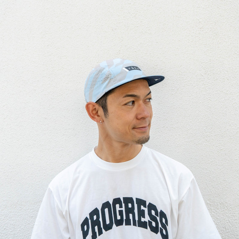 VAGA FEATHER RACING CAP (PASTEL BLUE / LIGHT TAUPE / NAVY BLUE)