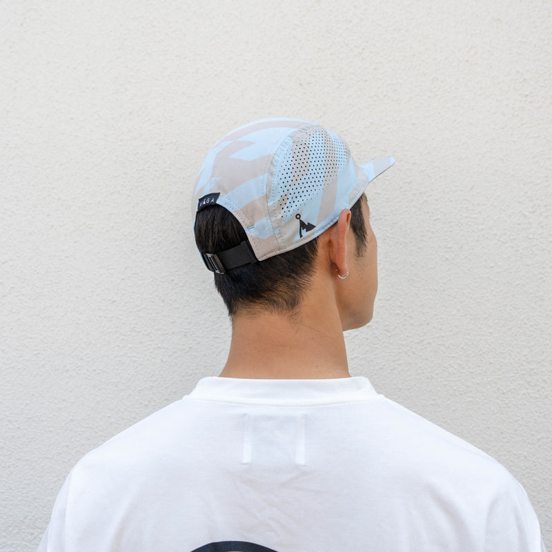 VAGA FEATHER RACING CAP (PASTEL BLUE / LIGHT TAUPE / NAVY BLUE)