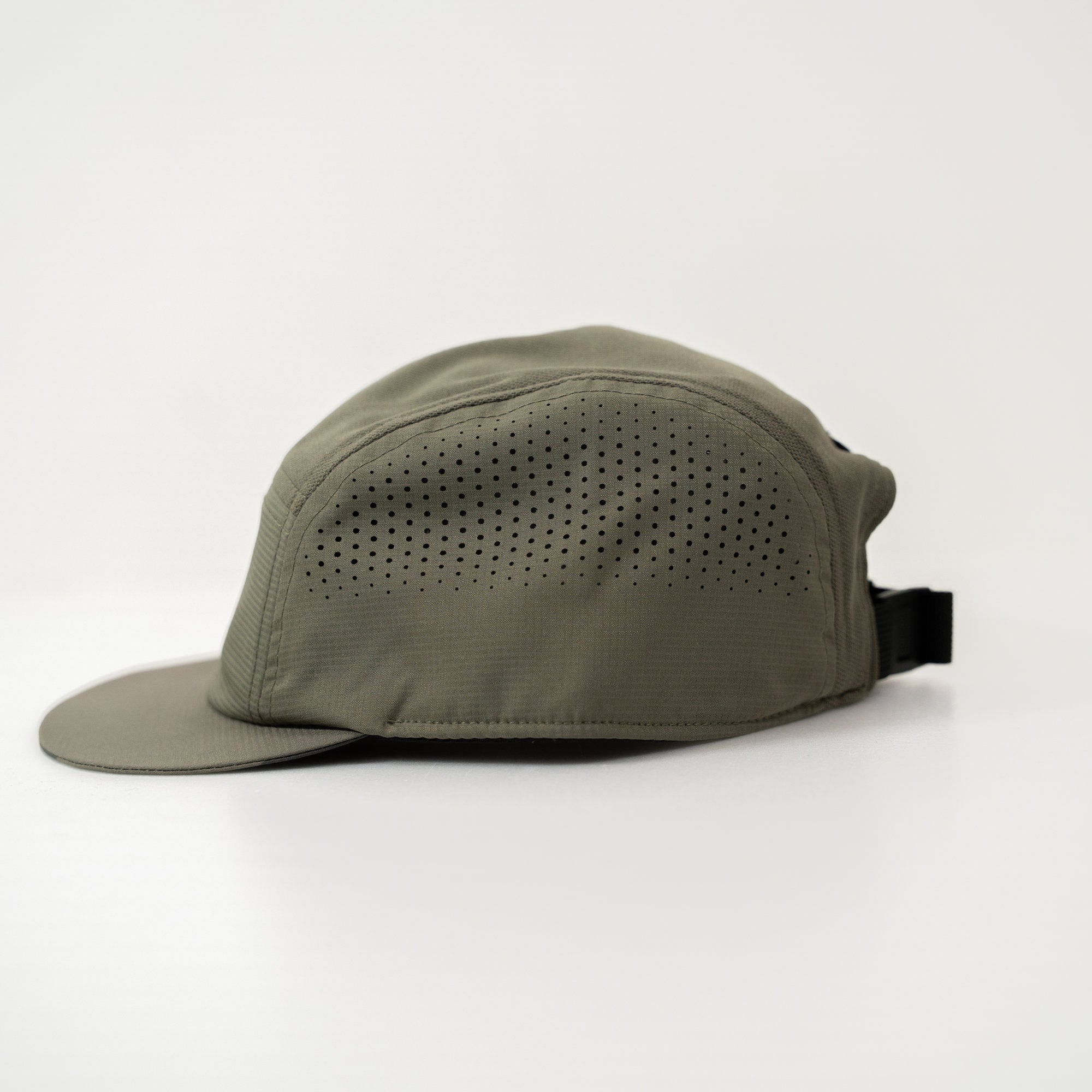 VAGA FEATHER RACING CAP (TAUPE)