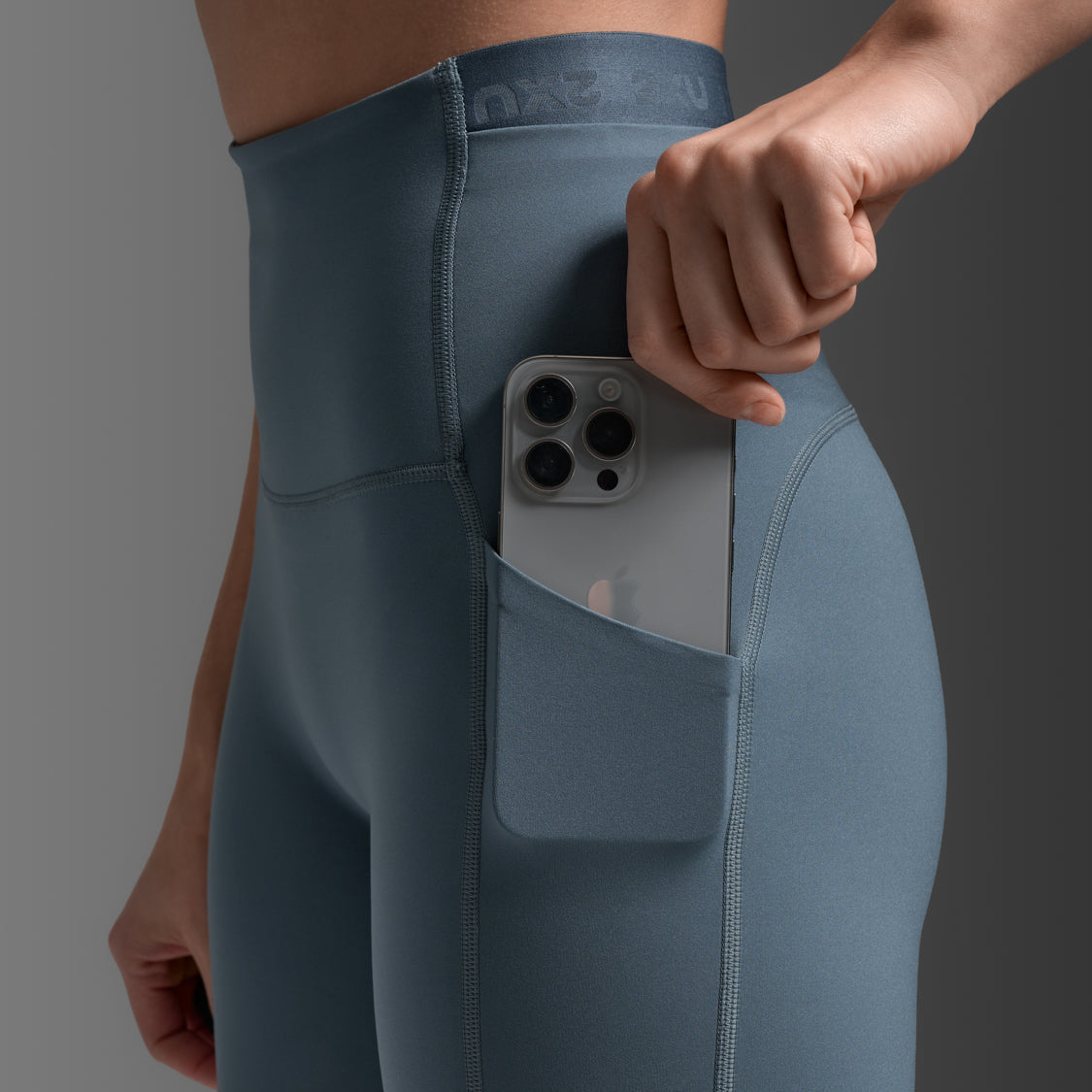 2XU ウィメンズ フォームスタッシュ ハイライズショートタイツ