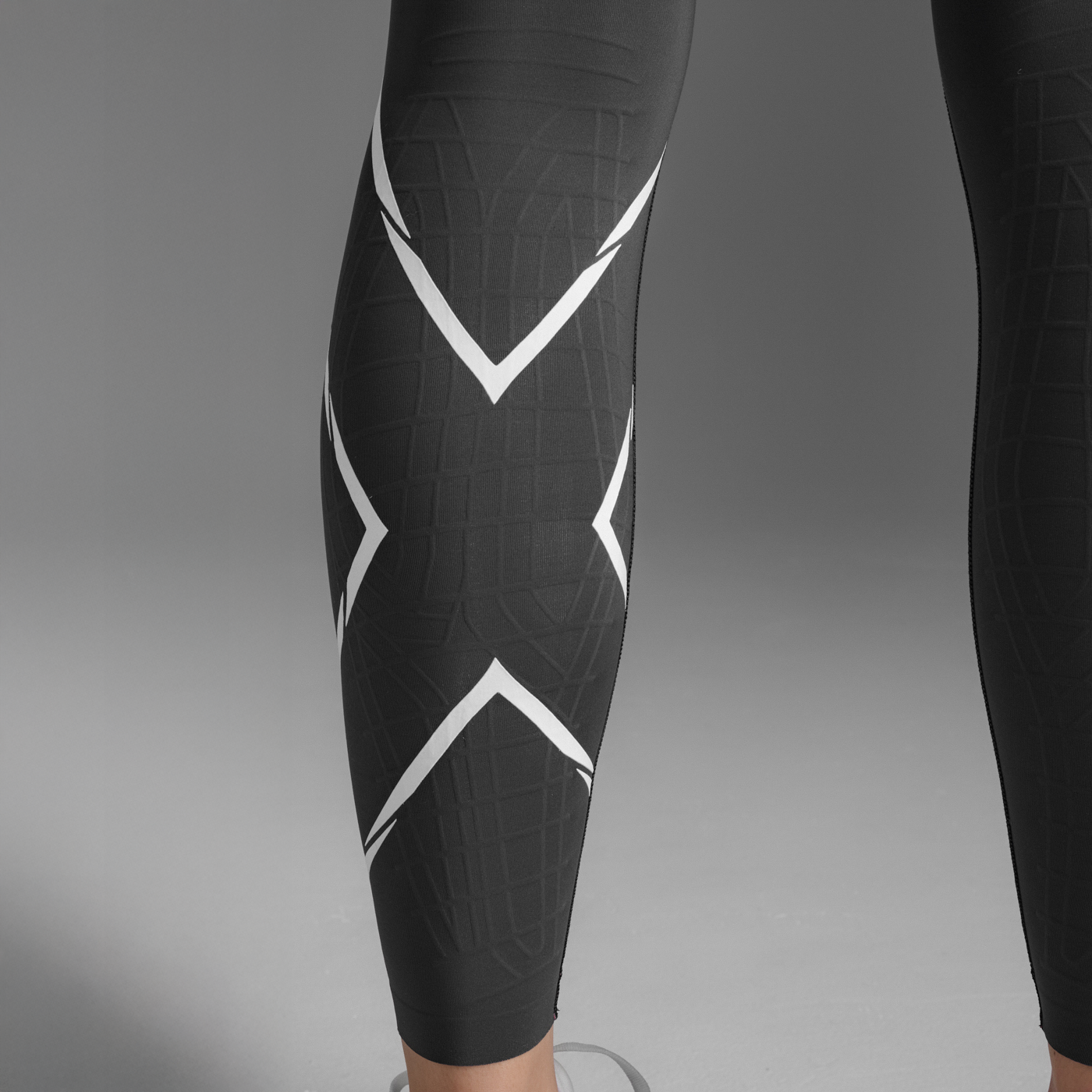 2XU | ウィメンズ ライトスピード リアクトハイライズ コンプレッションタイツ
