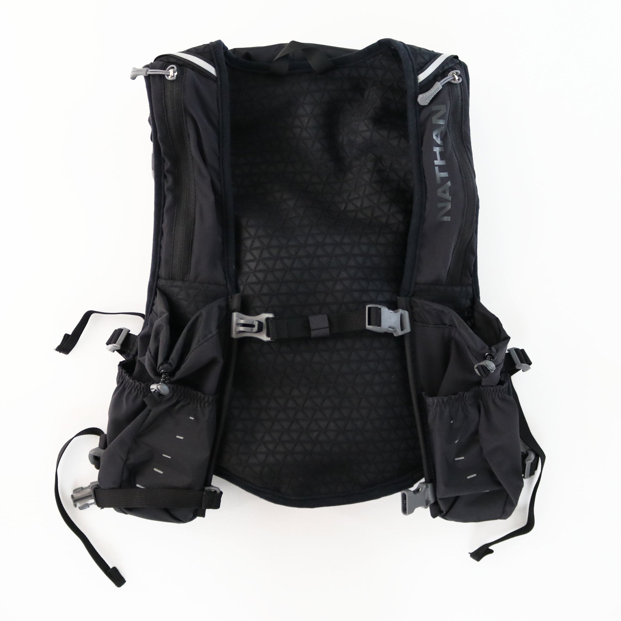 NATHAN | TrailMix 12L JP (All Black)