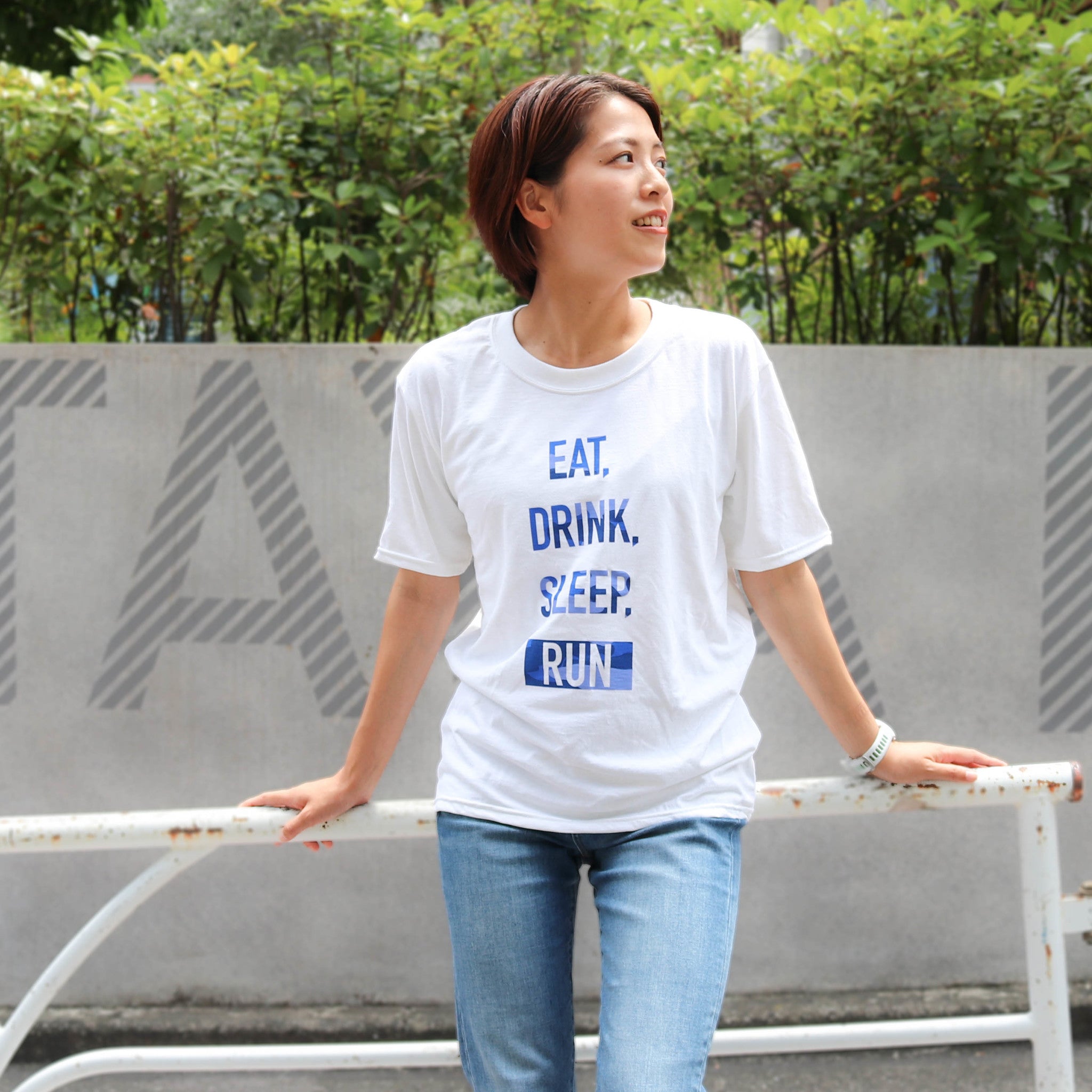 EAT DRINK SLEEP RUN / STREET Tee 2023 Limited BLUE Camo (White)