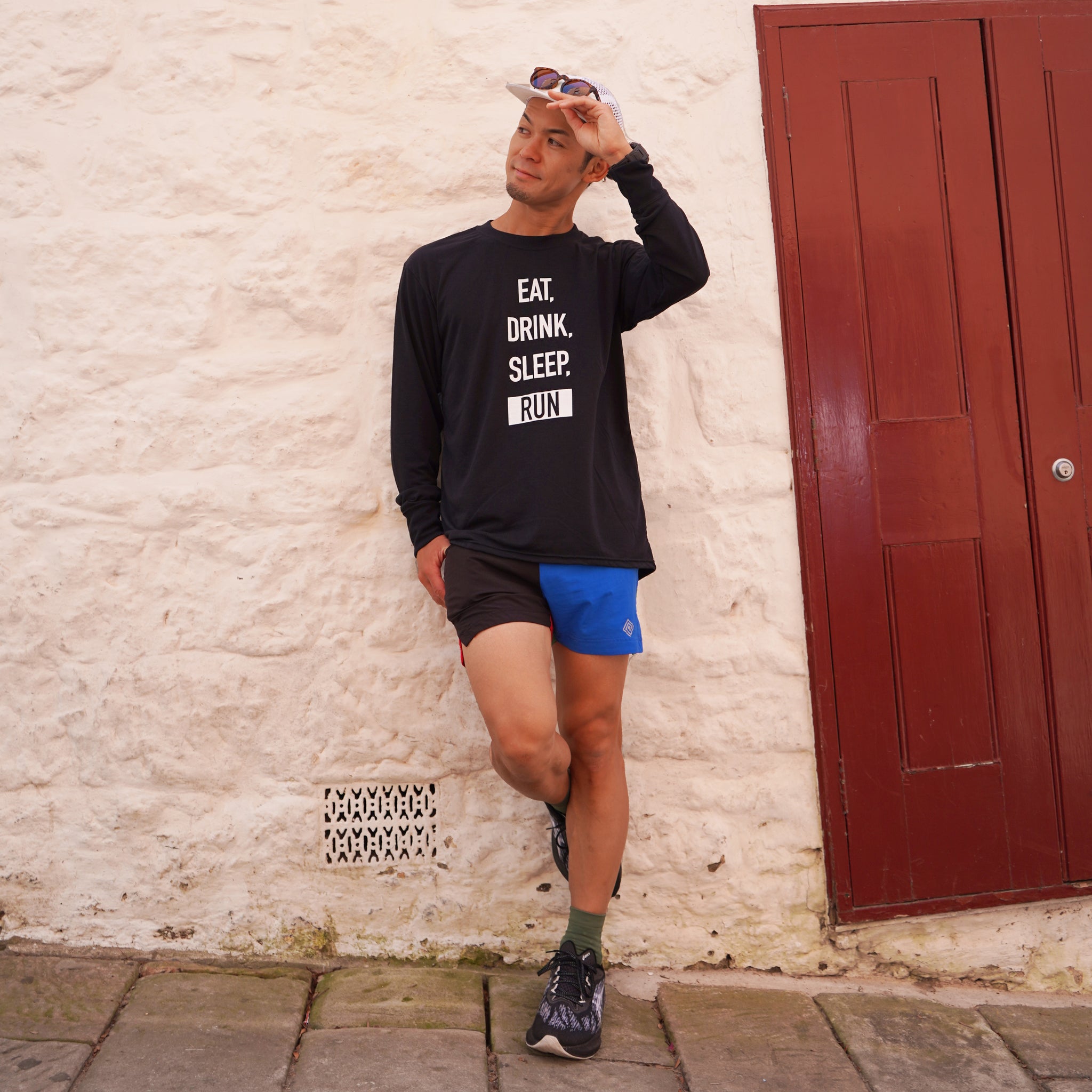 EAT DRINK SLEEP RUN / STREET Long-Sleeve Tee Vertica Mono (Black)