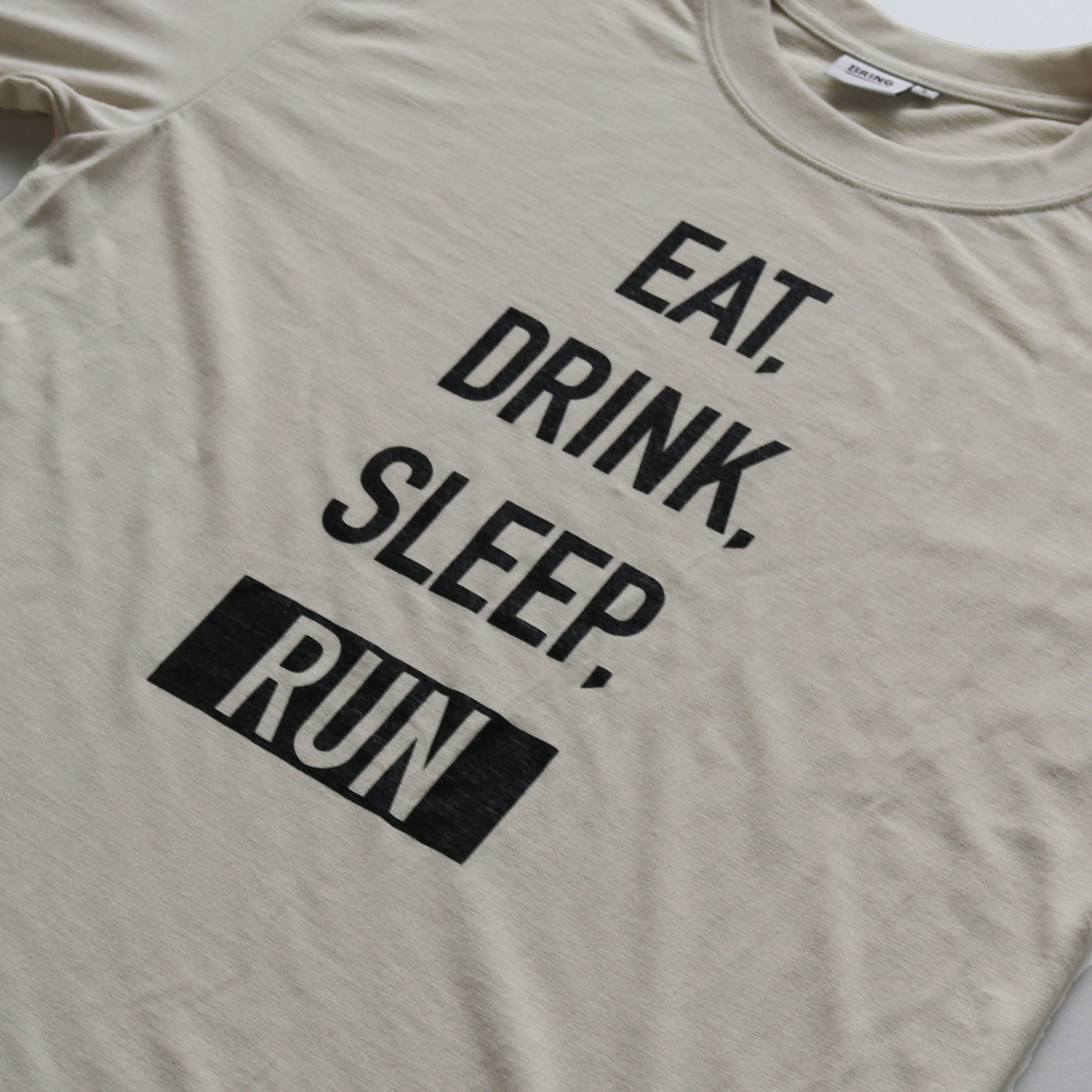 EAT DRINK SLEEP RUN / STREET Long-Sleeve Tee Vertical Mono (Beige)