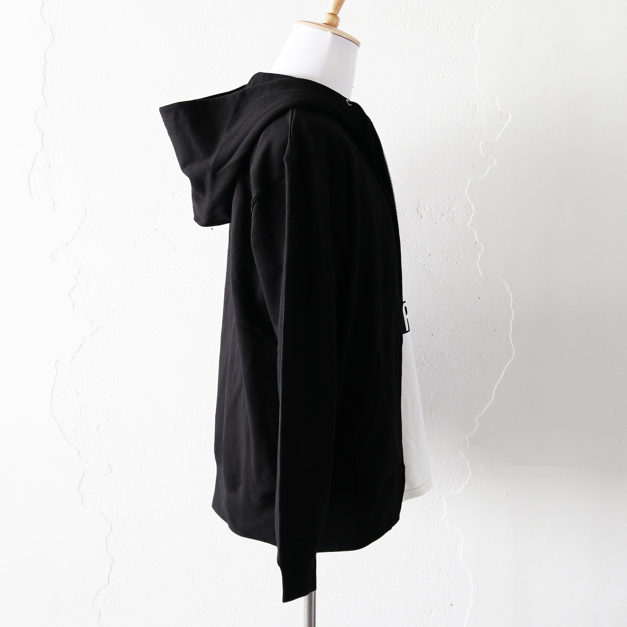 Runtrip Logo Patch Full Zip Hoodie (Black) 