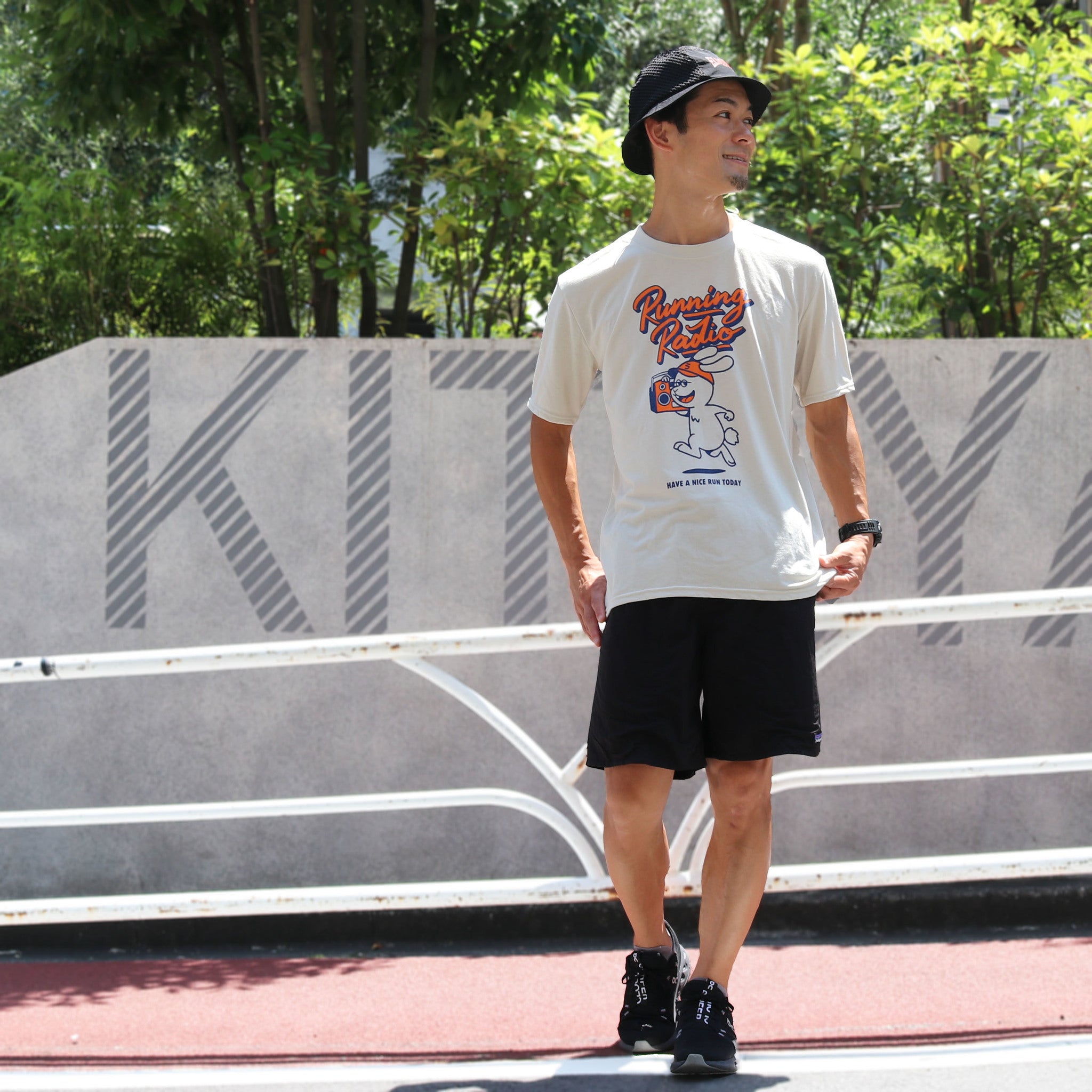 ランラジ Running Rabbit Tee (Beige)　予約特典ステッカー付き