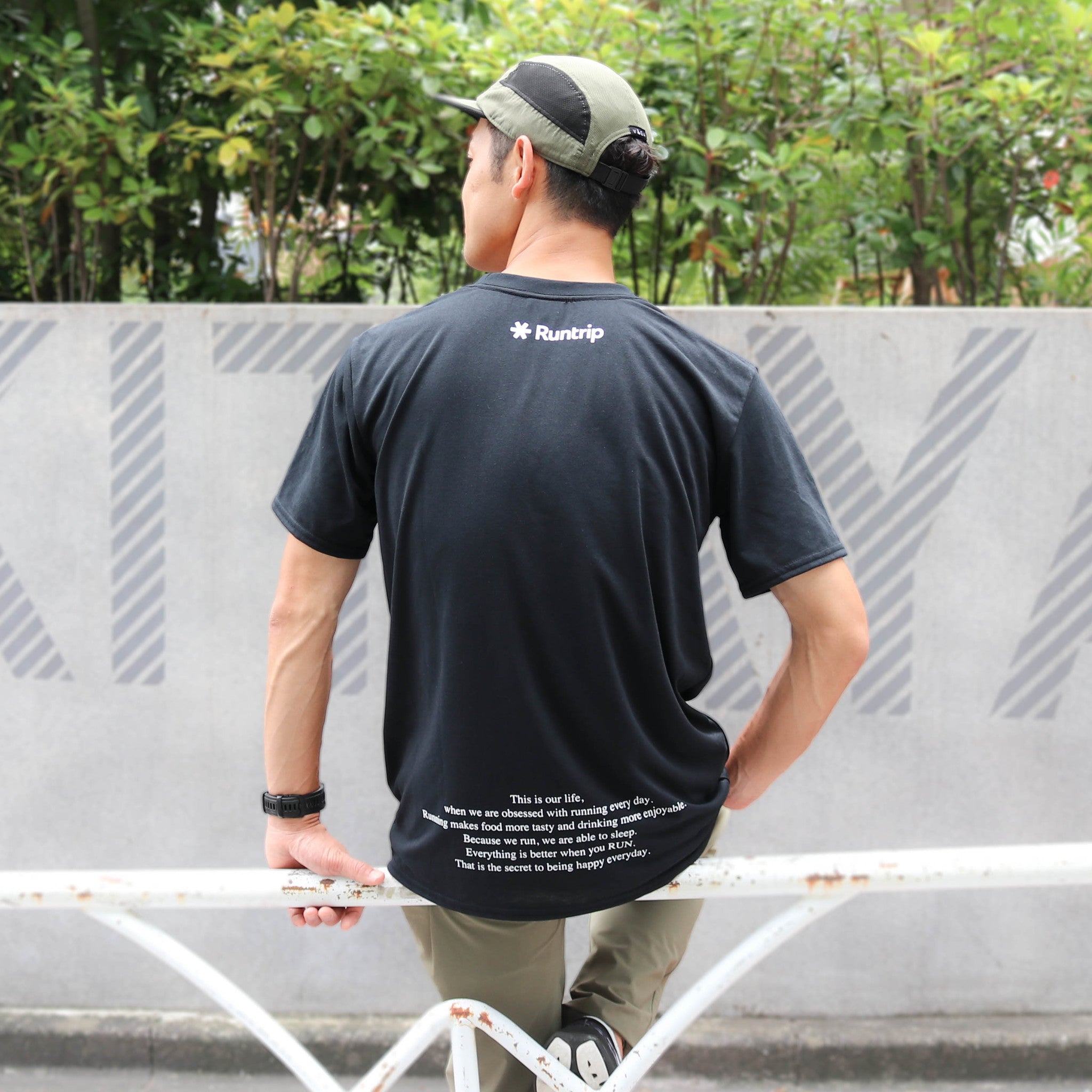 EAT DRINK SLEEP RUN / STREET Tee Vertical Mono (Black)