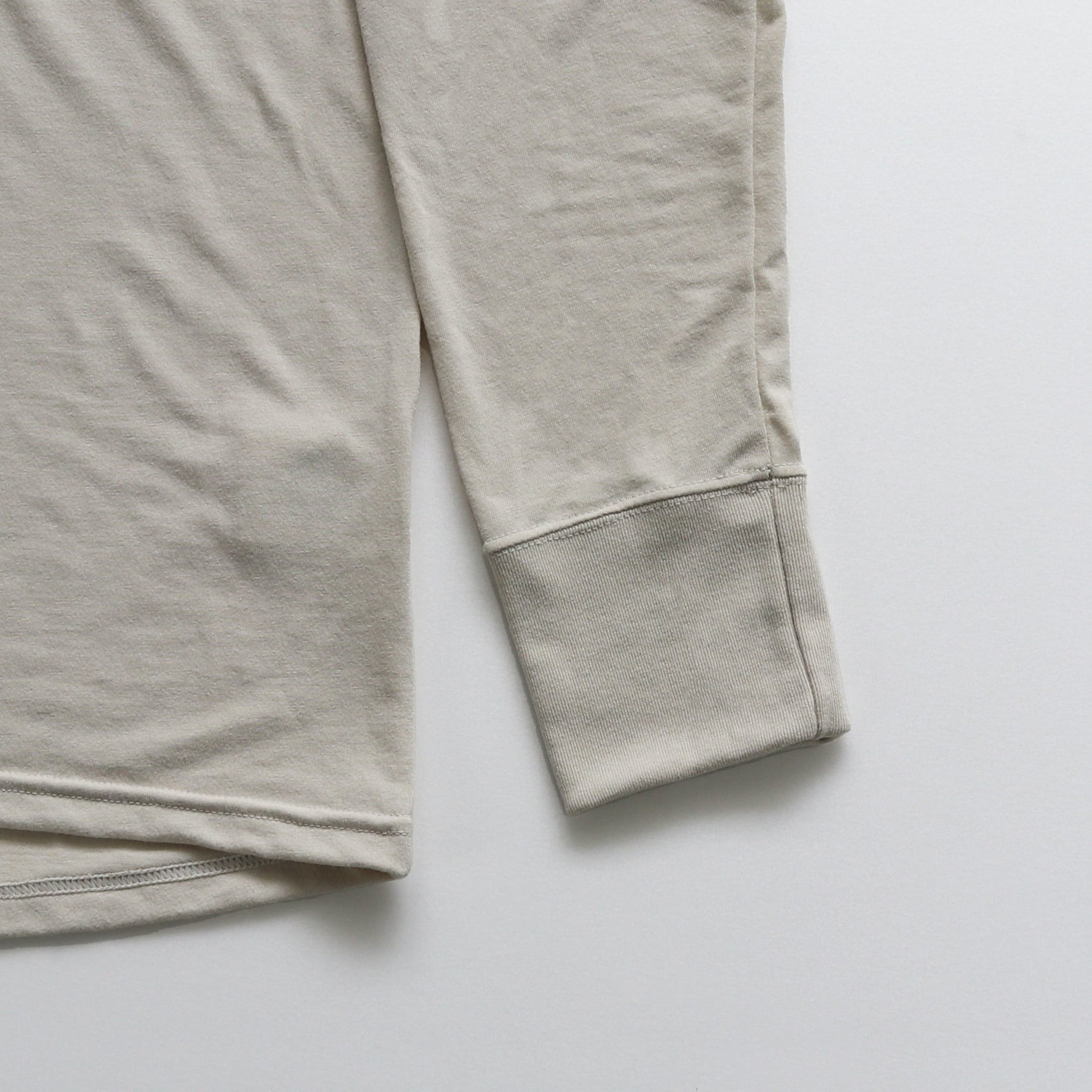 EAT DRINK SLEEP RUN / STREET Long-Sleeve Tee Vertical Mono (Beige)