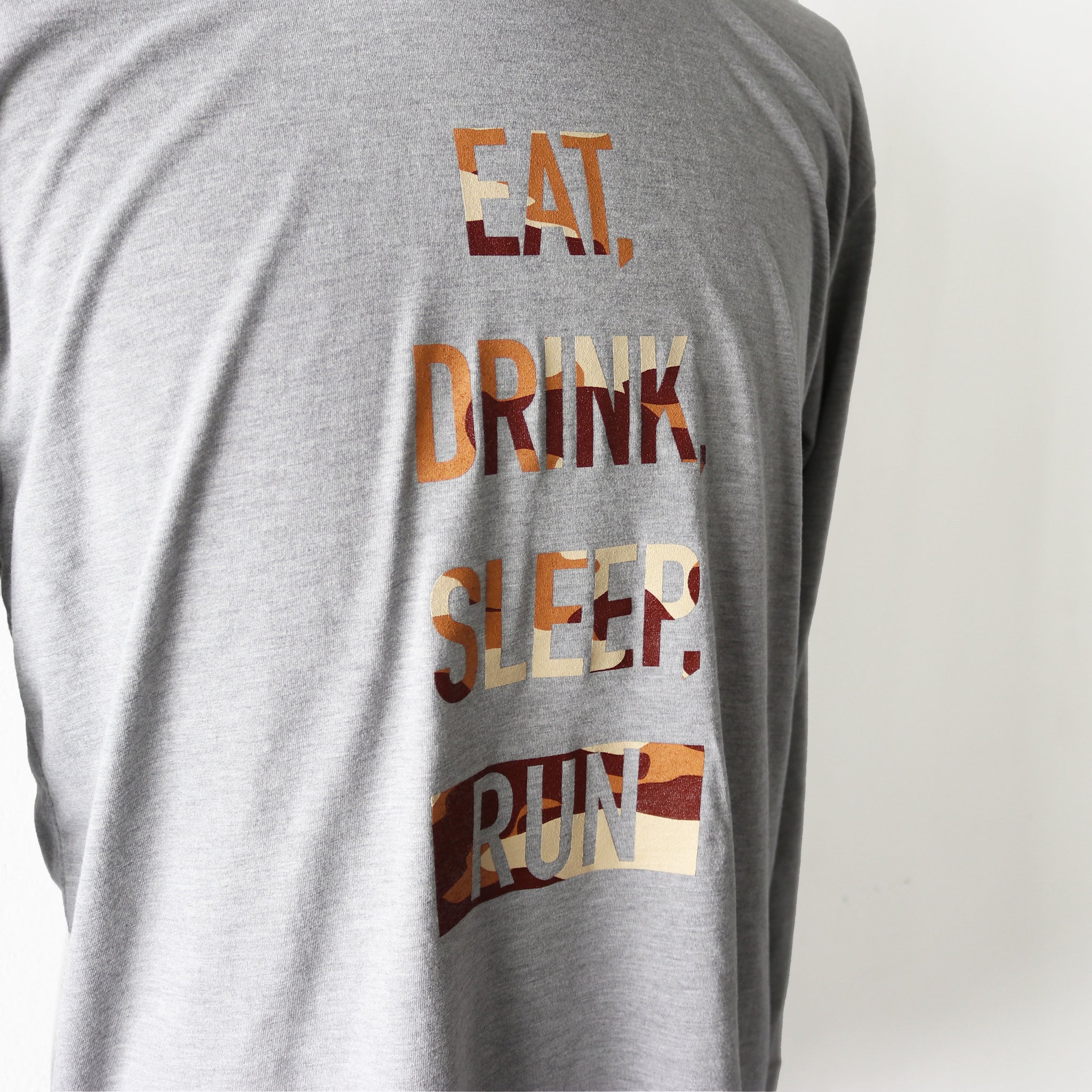 EAT DRINK SLEEP RUN / STREET Long-Sleeve Tee (BROWN Camo/Gray)