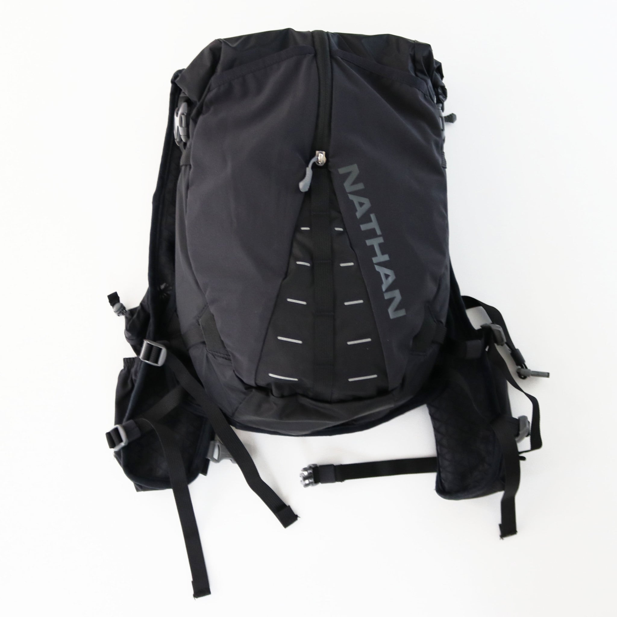NATHAN | TrailMix 12L JP (All Black) – Runtrip Store