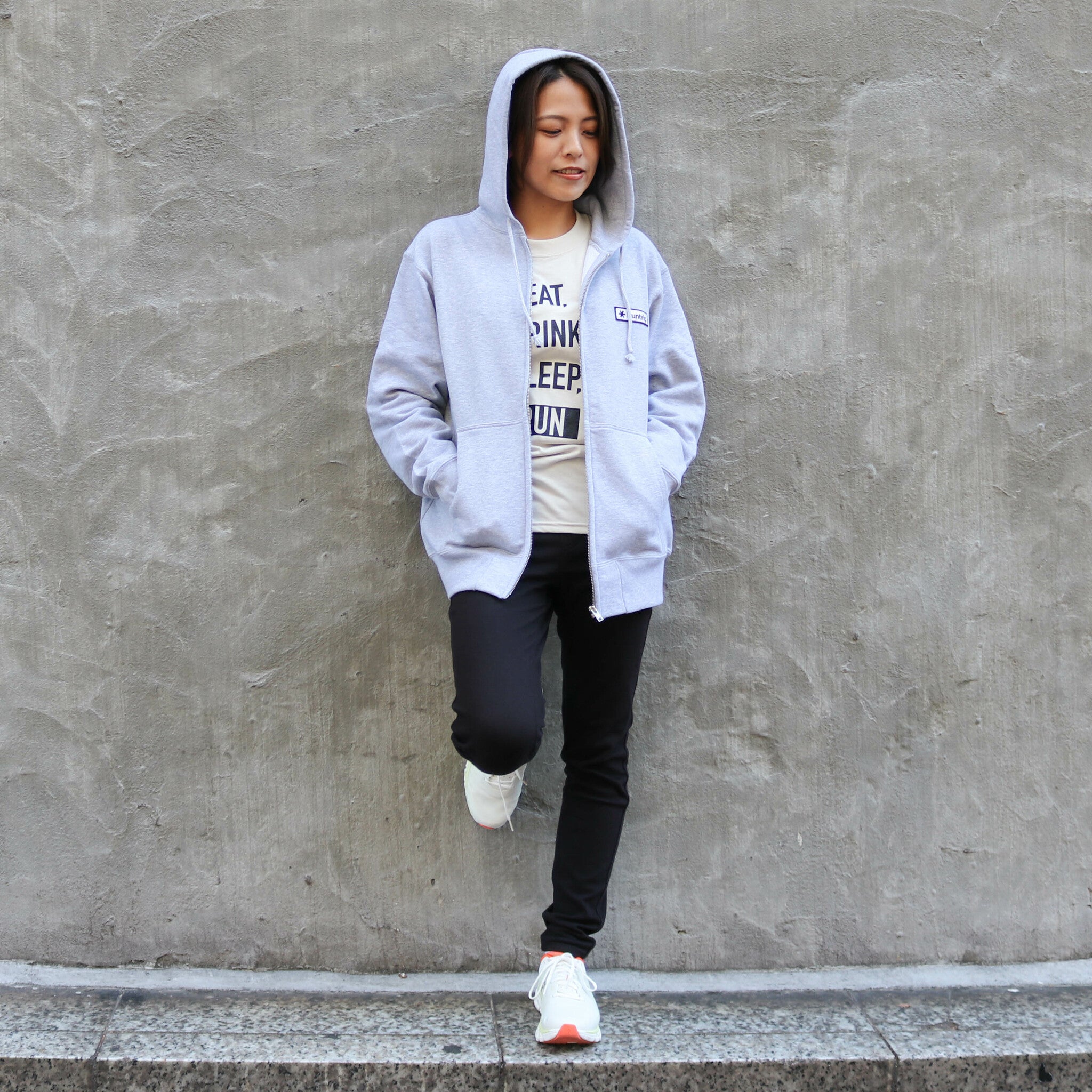 Runtrip Logo Patch Full Zip Hoodie (Gray) 