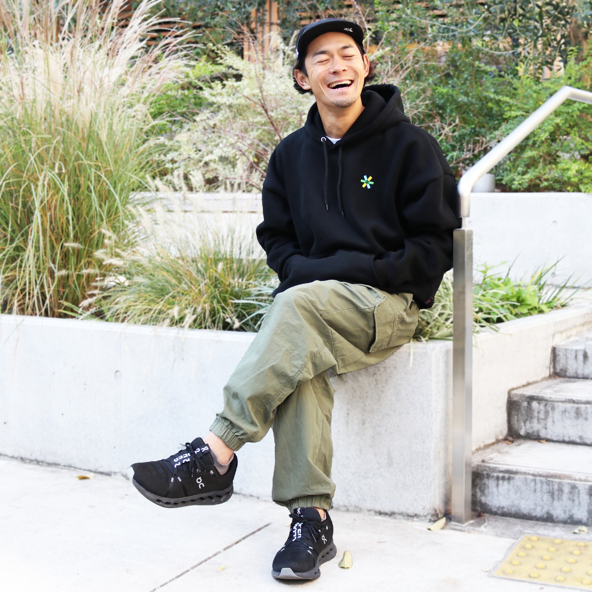 Runtrip Oversized Hoodie (Black)