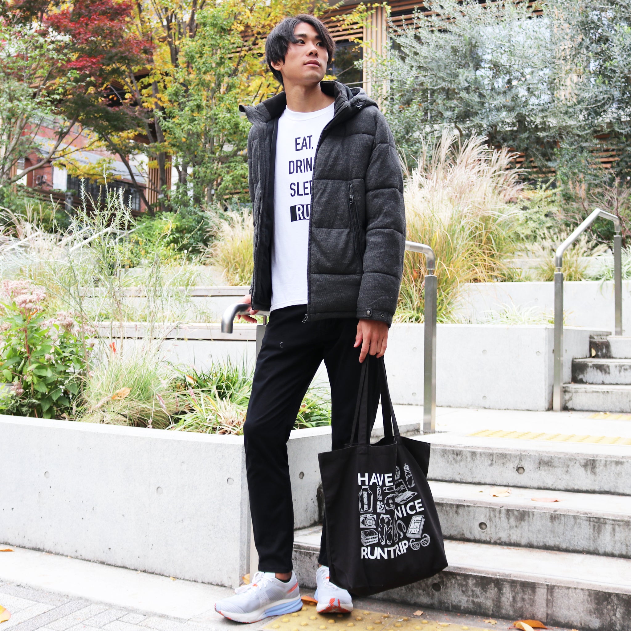 EAT DRINK SLEEP RUN / STREET Long-Sleeve Tee Vertical Mono (White)