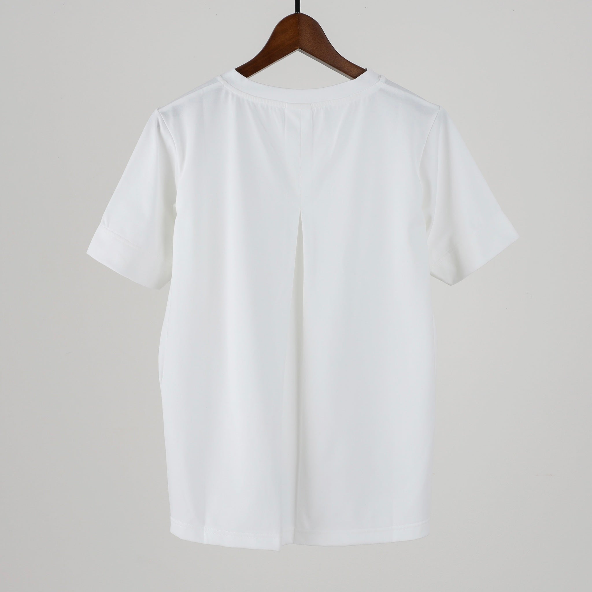 CHILL Run Tee (Sold at RUE HARKHA stores)