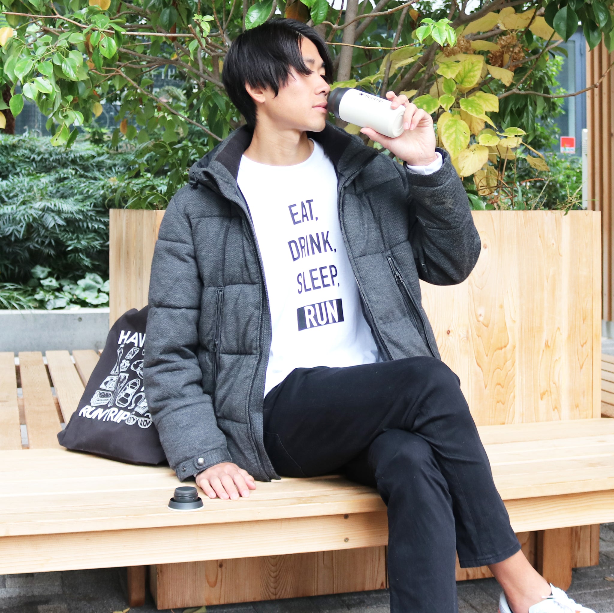 EAT DRINK SLEEP RUN / STREET Long-Sleeve Tee Vertical Mono (White)